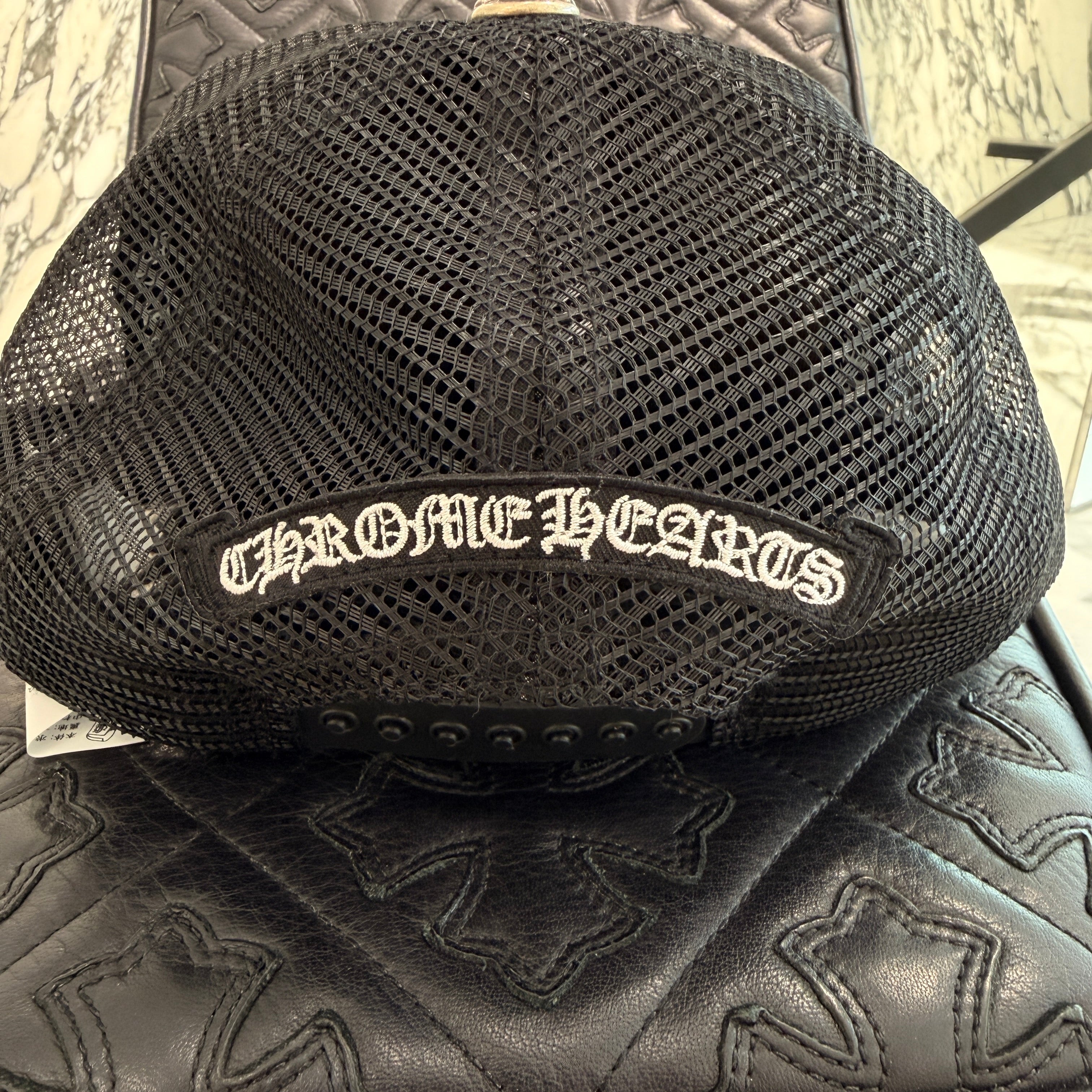 CHROME HEARTS Multi Color Cemetery Cross Print Trucker Cap ONE SIZE (53-60) クロムハーツ マルチカラー セメタリークロス プリント トラッカーキャップ ONE SIZE (53-60)