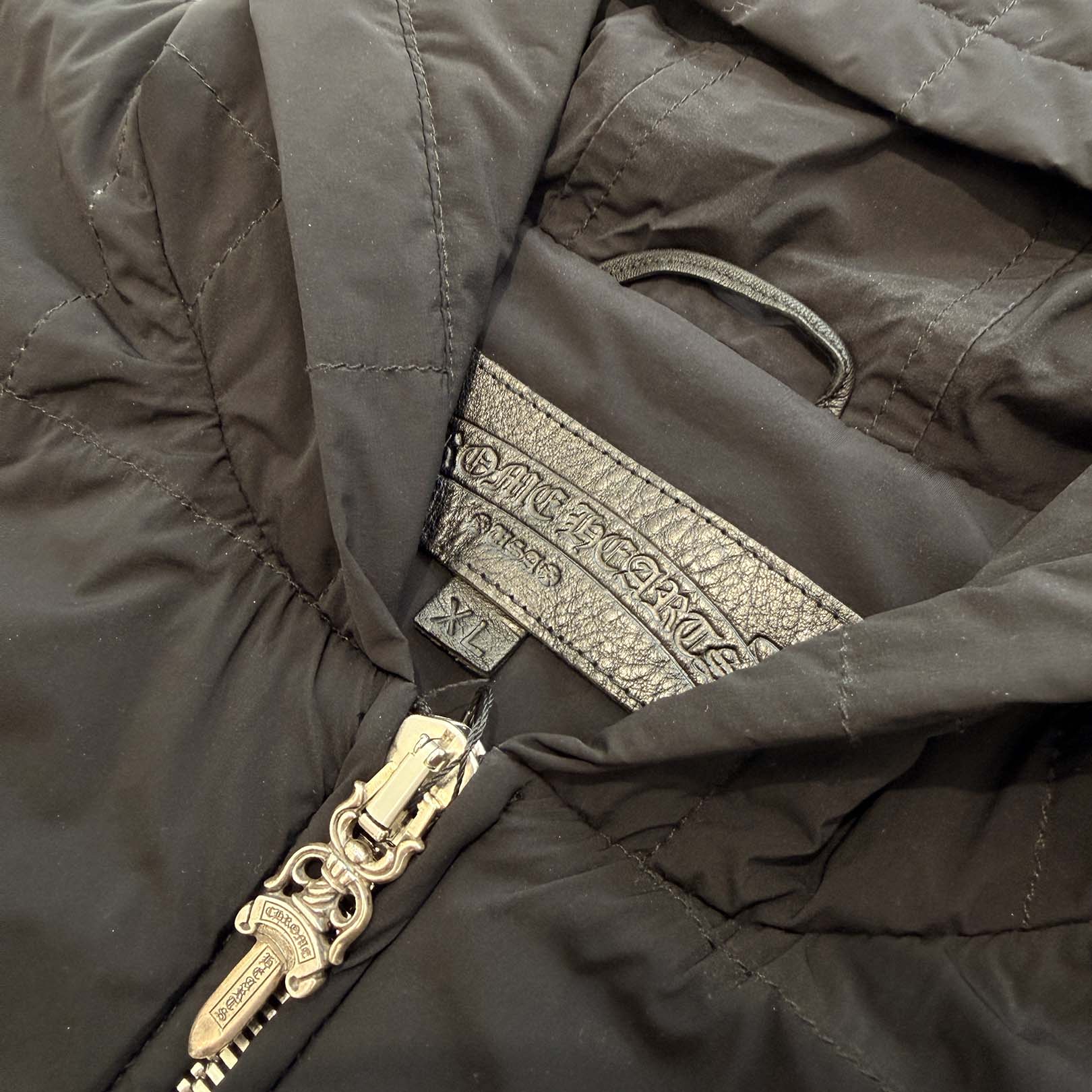 CHROME HEARTS Y NOT Damaged Goods Cross Patch Quilted Nylon Jacket Size XL クロムハーツ ワイノット ダメージド グッズ クロスパッチ キルティングナイロンジャケット サイズXL