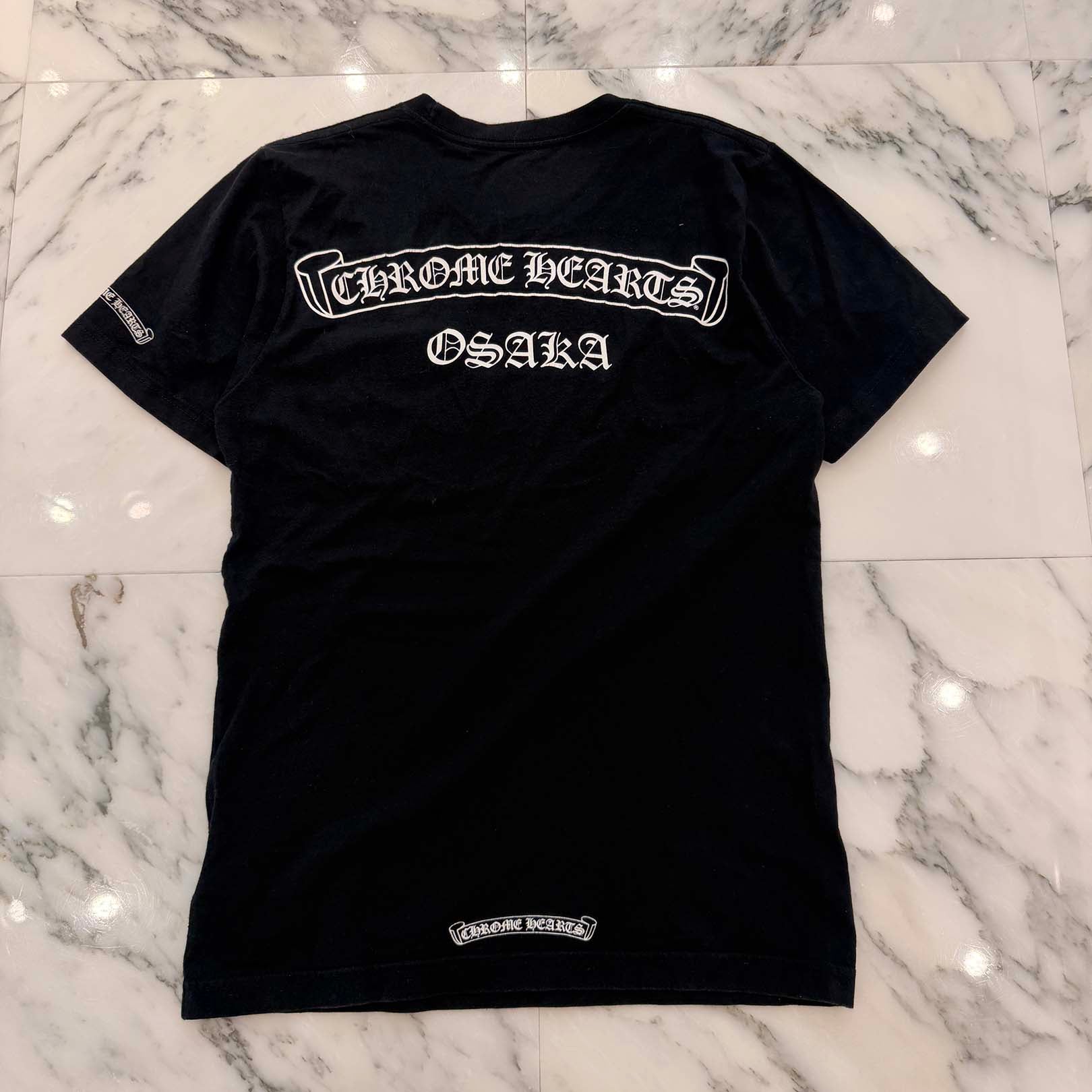 CHROME HEARTS Osaka Scroll Label Logo Tee Size S クロムハーツ 大阪限定 スクロールラベルロゴ Tシャツ サイズS