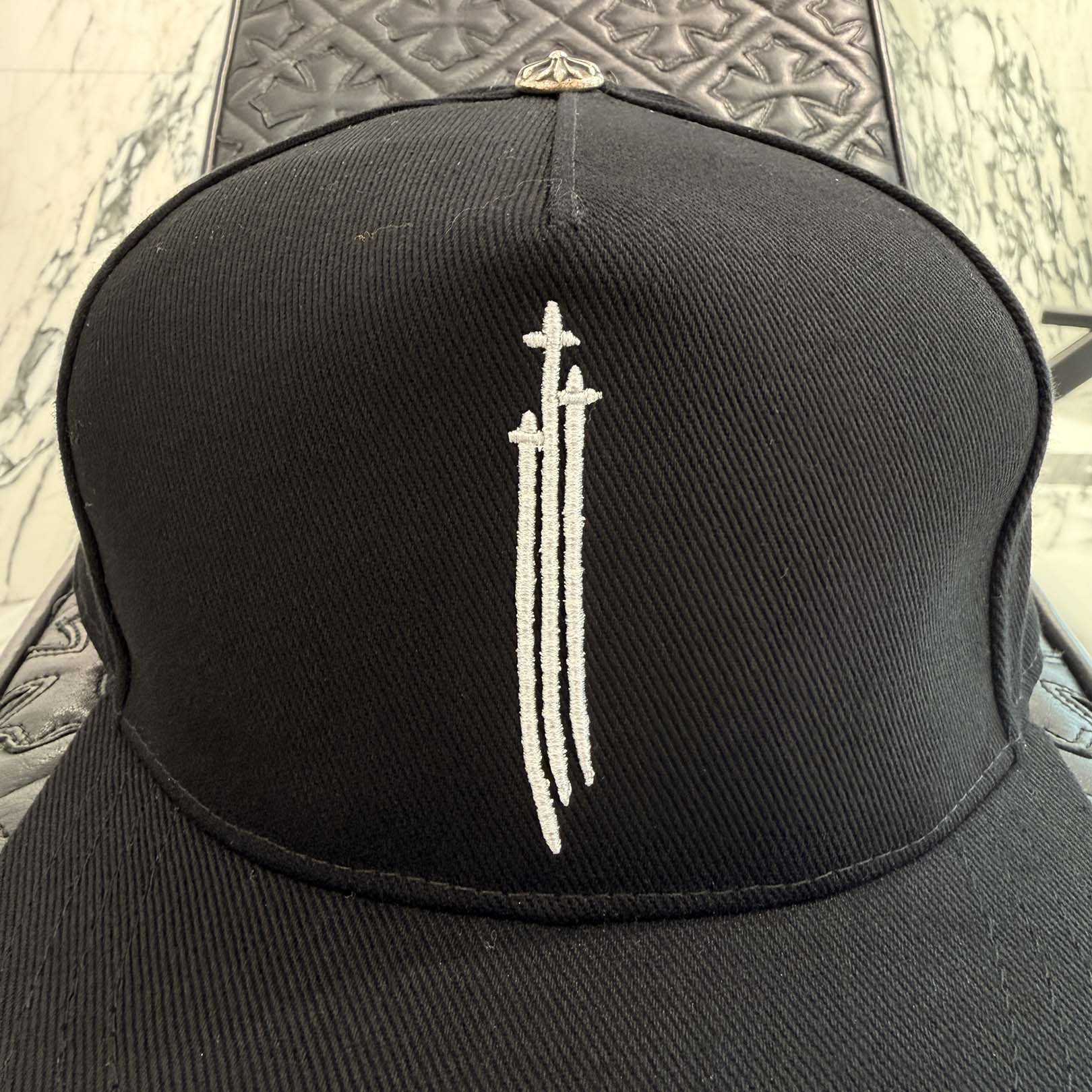 CHROME HEARTS RS3 Cross Embroidery Trucker Cap Size ONE SIZE (53-60) クロムハーツ RS3クロス刺繡 トラッカーキャップ ONE SIZE (53-60)