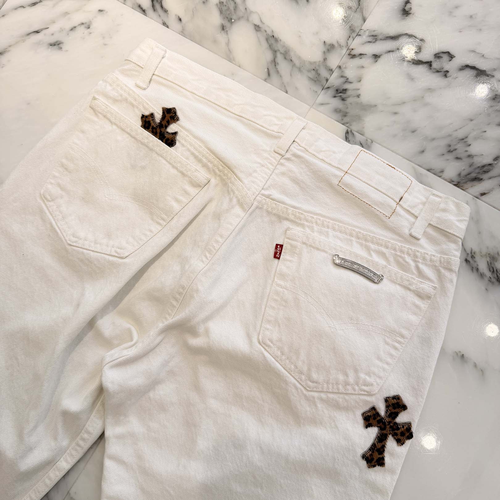 CHROME HEARTS × Levi's Body VNTG Leopard Harako Leather Cross Patch Cotton Denim Pants Size 34 クロムハーツ × リーバイス ボディ レオパード ハラコ レザークロスパッチ コットン デニムパンツ サイズ34