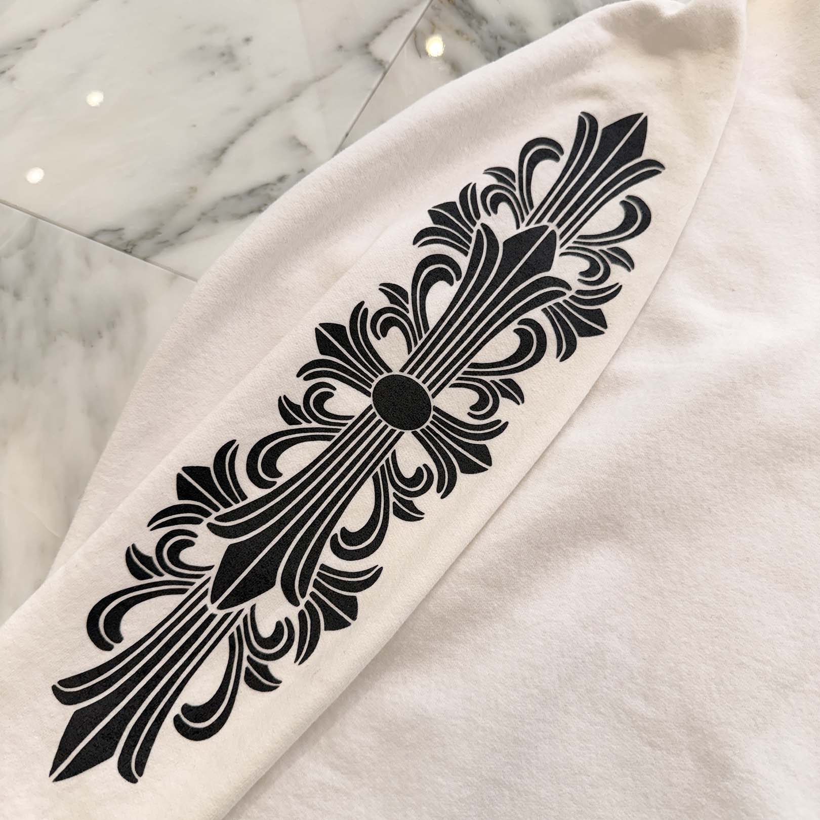 CHROME HEARTS Floral Cross Horseshoe Crewneck Sweat Shirts Size XL クロムハーツ フローラルクロス ホースシュー クルーネック スウェットシャツ サイズXL