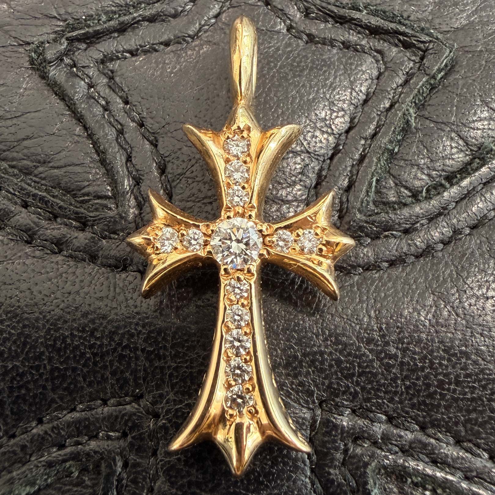 CHROME HEARTS 22K Tiny Fat Cross Pave Diamond Pendant Top クロムハーツ 22K タイニーファット クロス パヴェダイヤモンド ペンダントトップ