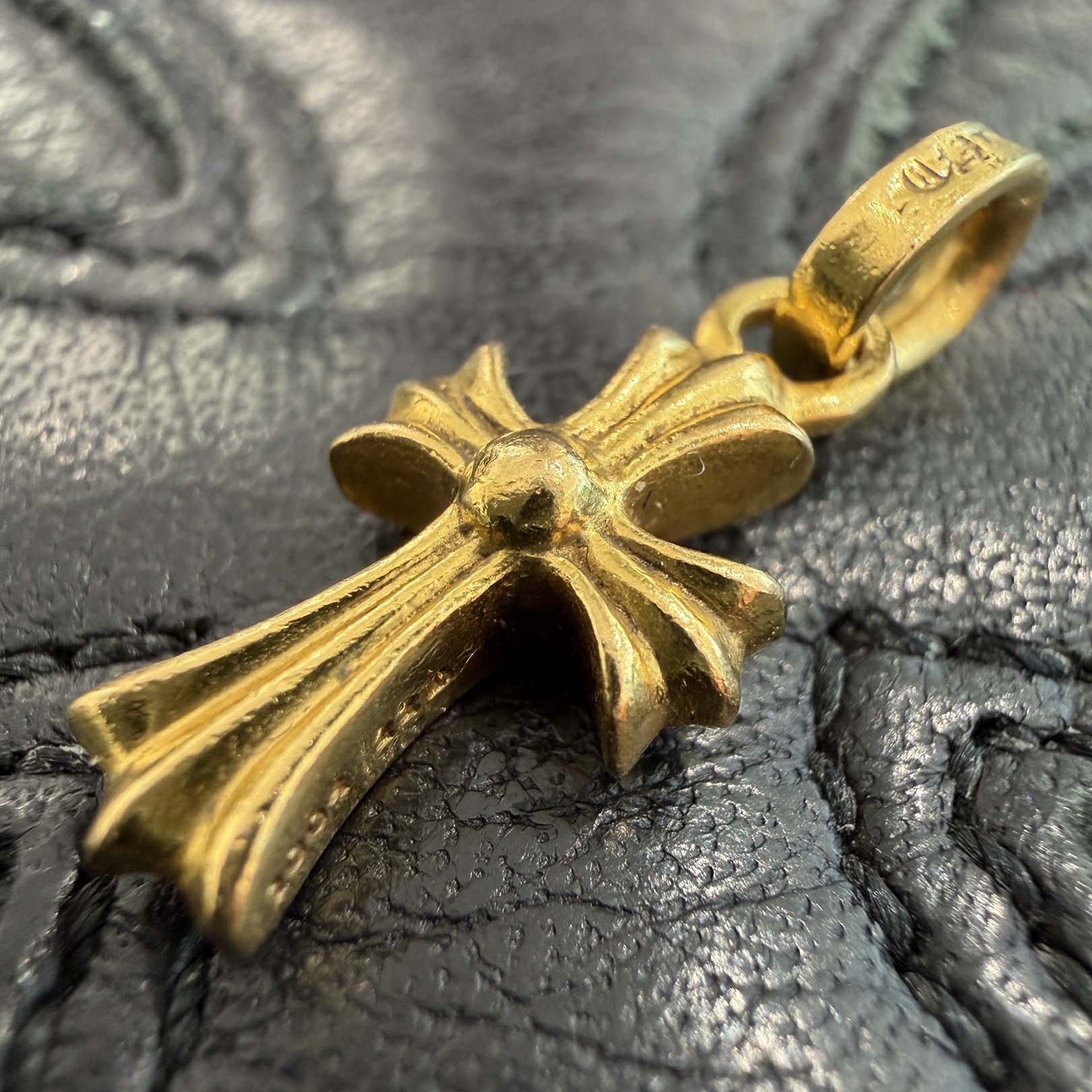 CHROME HEARTS 22K Baby Fat Cross Pave Blue Sapphire Pendant Top クロムハーツ 22K ベビーファット クロス パヴェ ブルーサファイア ペンダントトップ