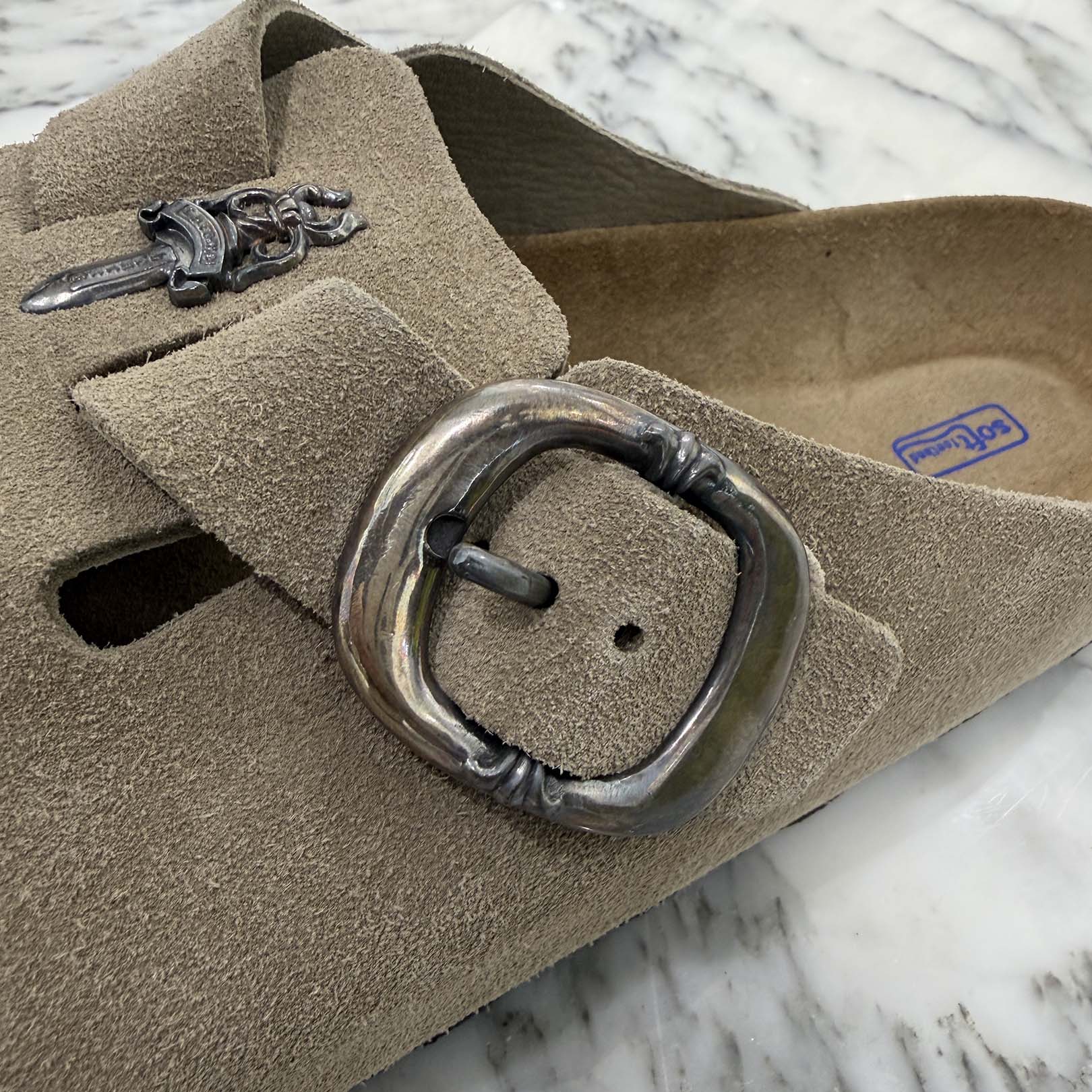 CHROME HEARTS × BIRKENSTOCK Boston Silver Dagger Suede Leather Sandals Size 43(28cm) クロムハーツ × ビルケンストック ボストン シルバーダガー装飾 スエードレザー サンダル サイズ43(28cm)