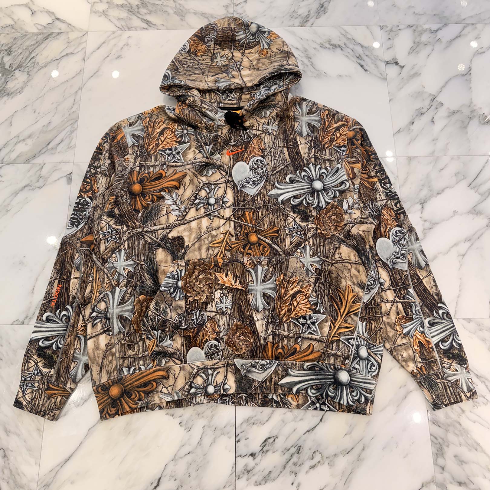 CHROME HEARTS × NIKE × Drake NOCTA 2026SS Camo Horseshoe Pullover Hoodie Size XL クロムハーツ×ナイキ×ドレイク ノクタ カモホースシュープルオーバーフーディー サイズXL