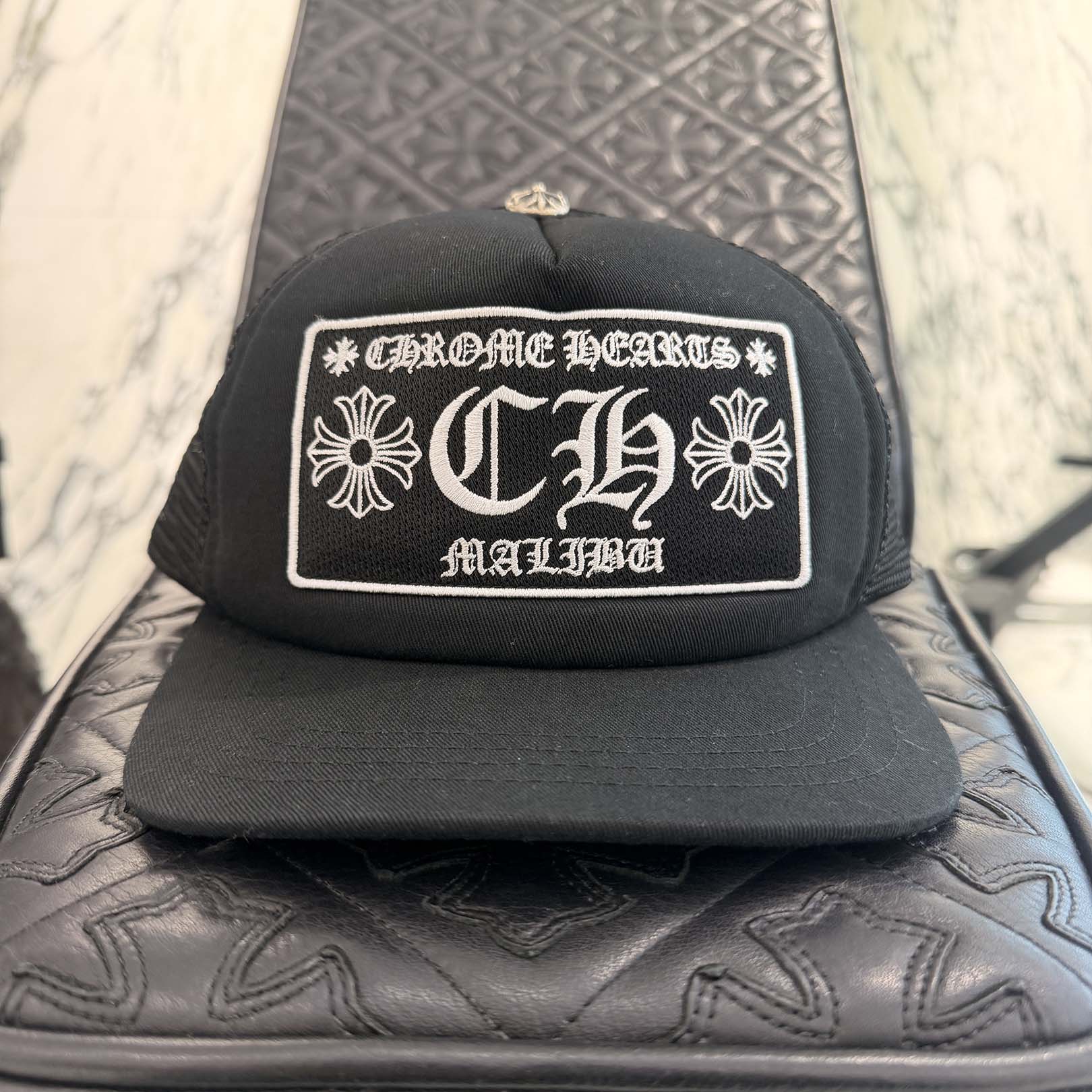 CHROME HEARTS Malibu Limited Trucker Cap Size ONE SIZE (51-61) クロムハーツ マリブ限定 トラッカーキャップ サイズONE SIZE (51-61)