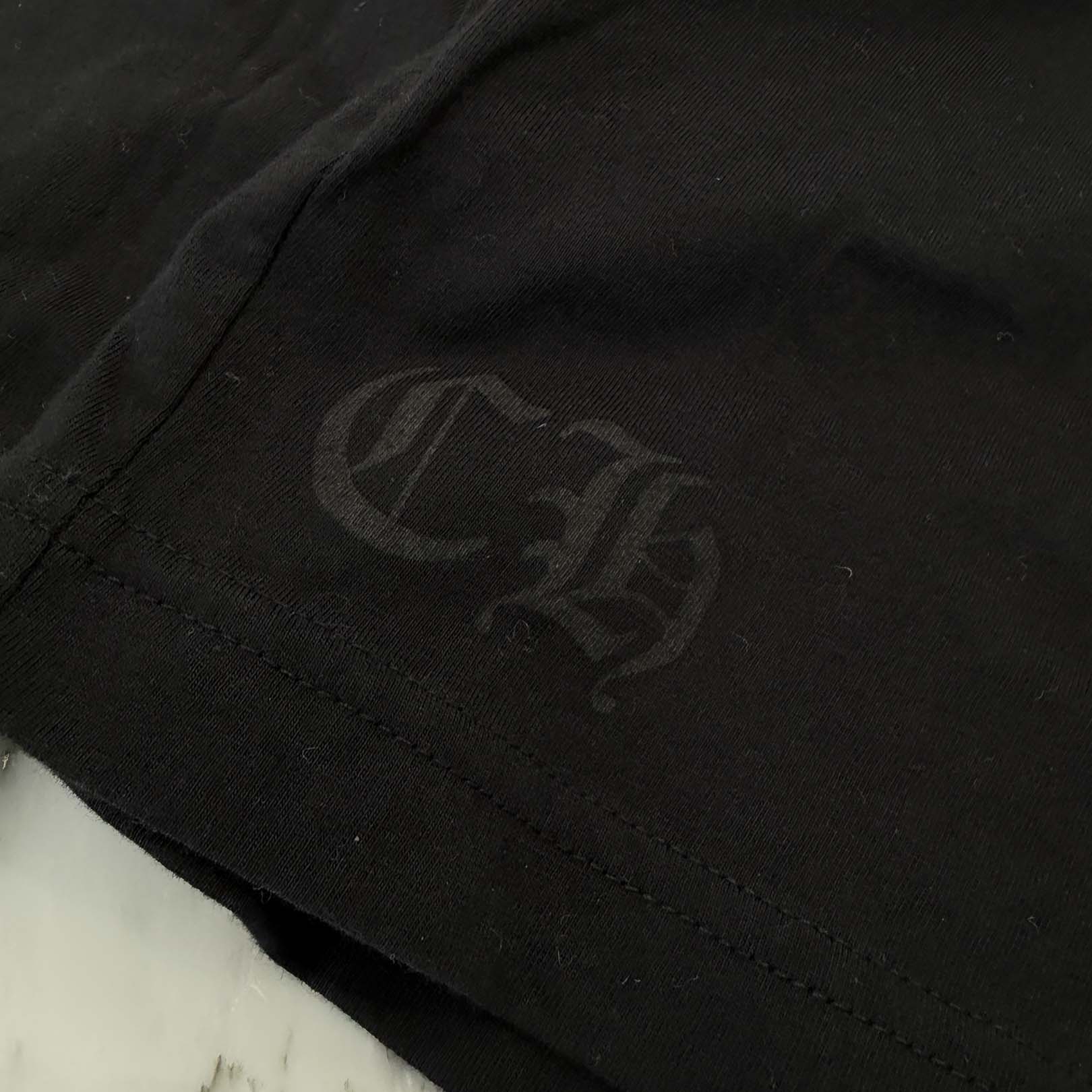 CHROME HEARTS Old English Neck Logo Dark Grey Long Sleeve Tee Size M クロムハーツ オールドイングリッシュ ネックロゴ ダークグレイ ロングスリーブTシャツ サイズM