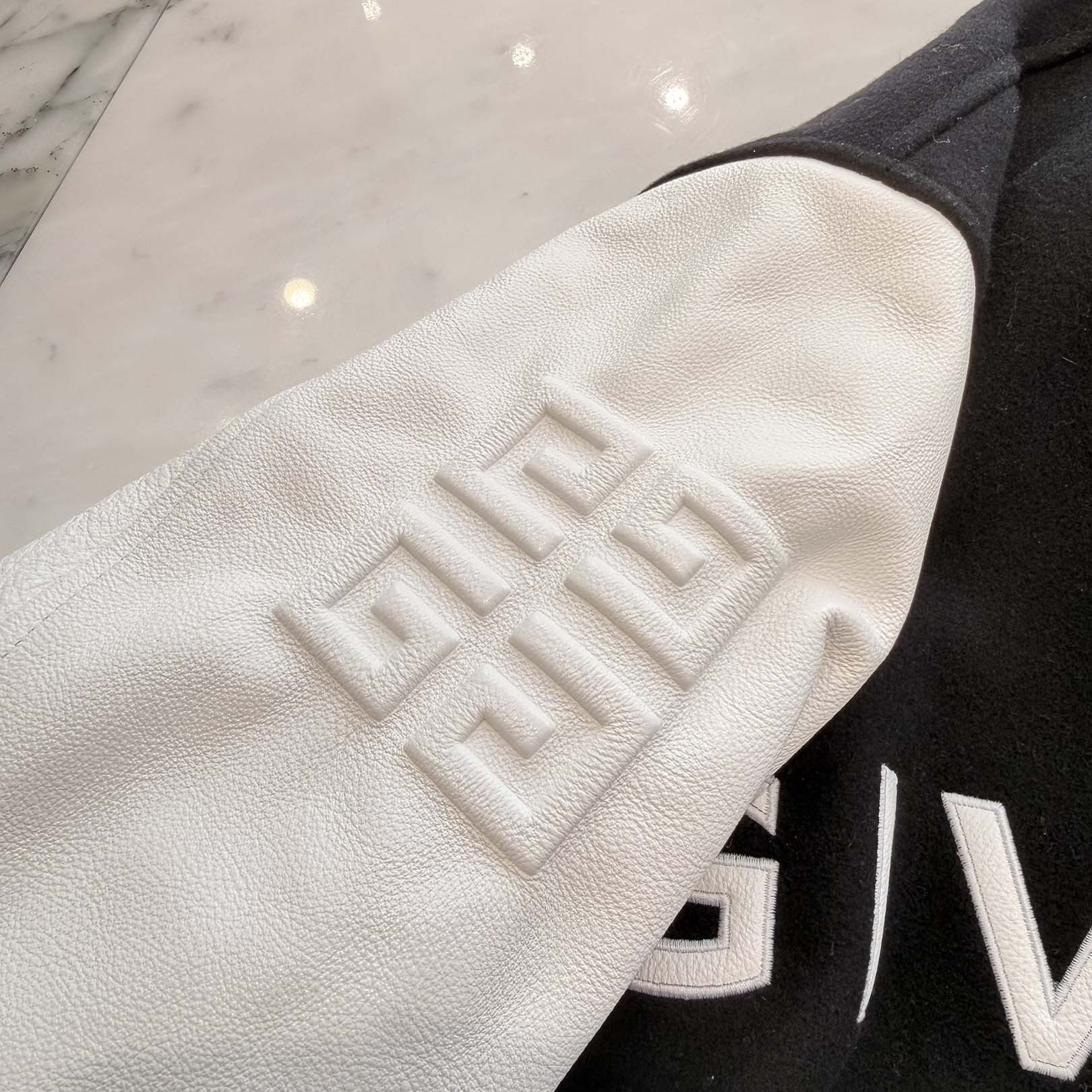 GIVENCHY 2022AW Logo Embroidered Varsity Jacket BM00QR611V Size 48 ジバンシー ロゴ刺繡 バーシティジャケット サイズ48