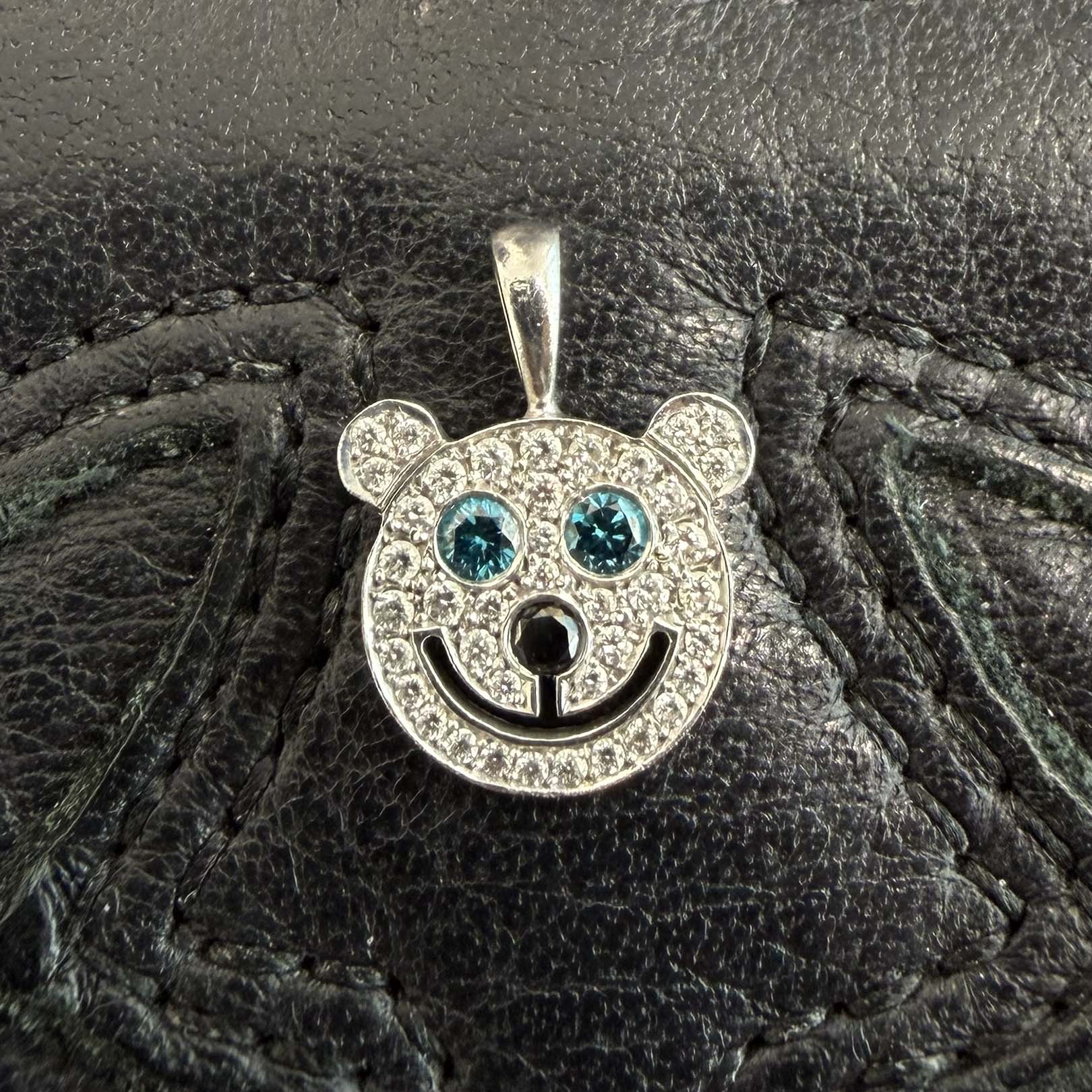 EYEFUNNY 18K WG Smile Bear Blue Diamond Eyes Charm " Small " HSMBS001 アイファニー 18K WG スマイルベアー ブルーダイヤモンド アイズチャーム "スモール"