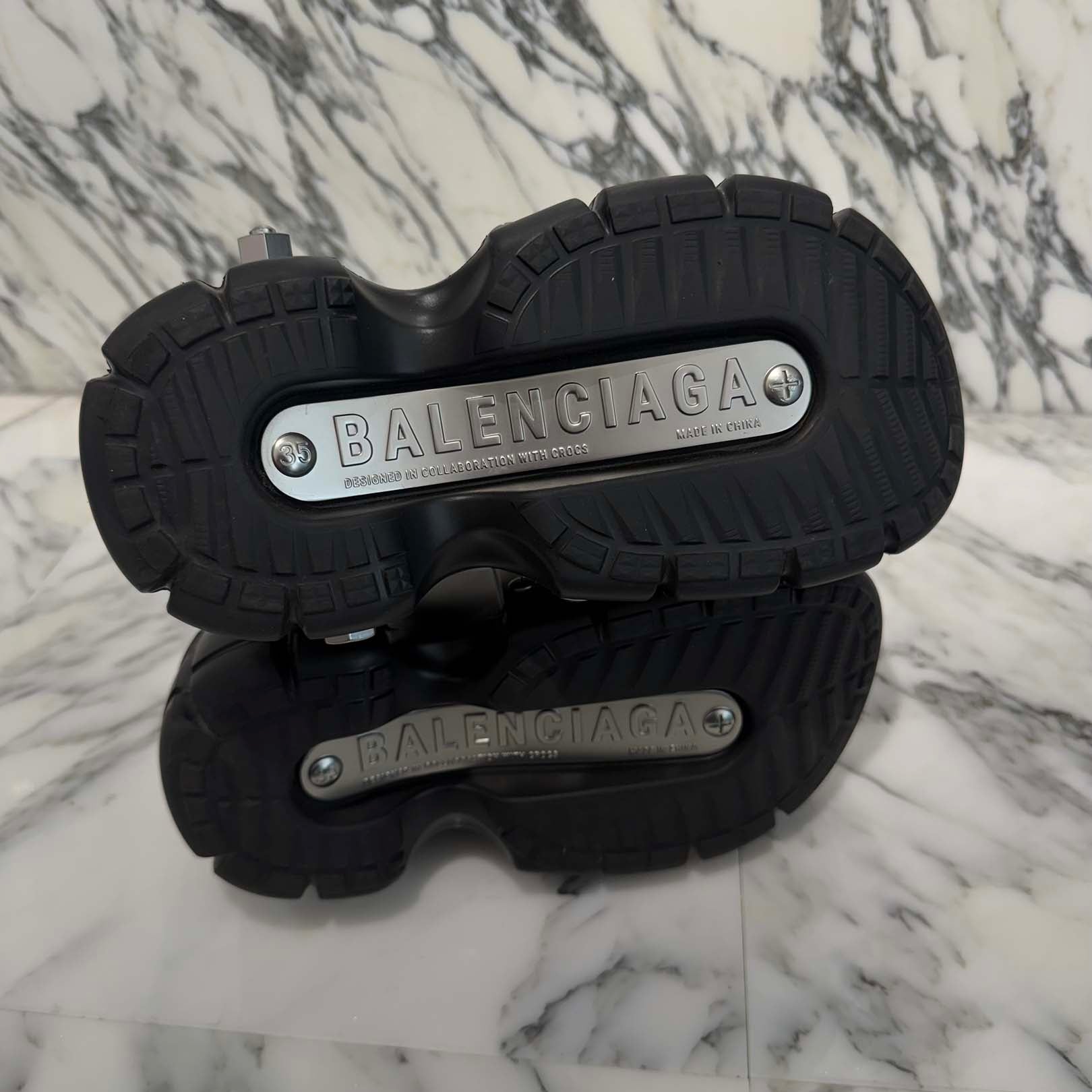 BALENCIAGA × Crocs 2022SS Hard Crocs Sandals 687398 Size 35 (23.0