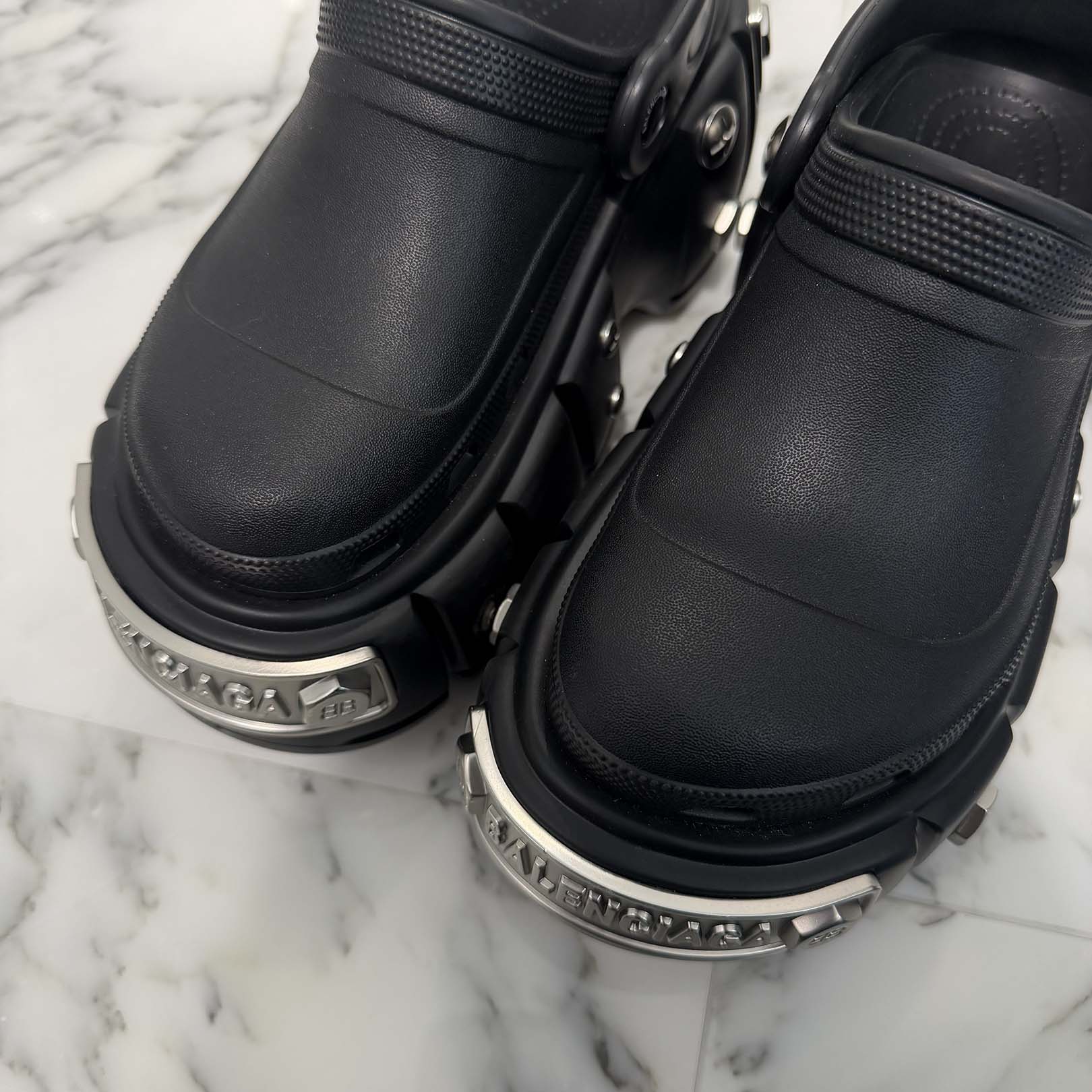 BALENCIAGA × Crocs 2022SS Hard Crocs Sandals 687398 Size 35 (23.0