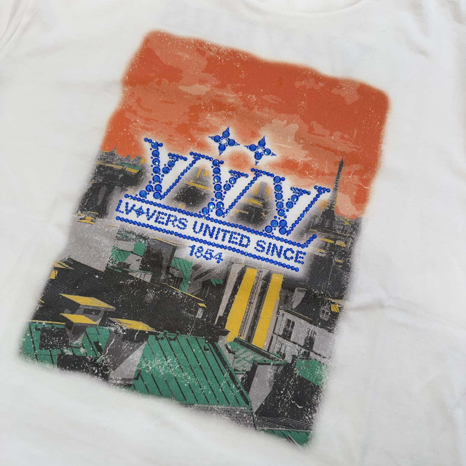 LOUIS VUITTON 2025SS Embellished Graphic Print Crew Neck Tee Size XL ルイヴィトン エンベリッシュド グラフィックプリント クルーネック 半袖Tシャツ サイズXL