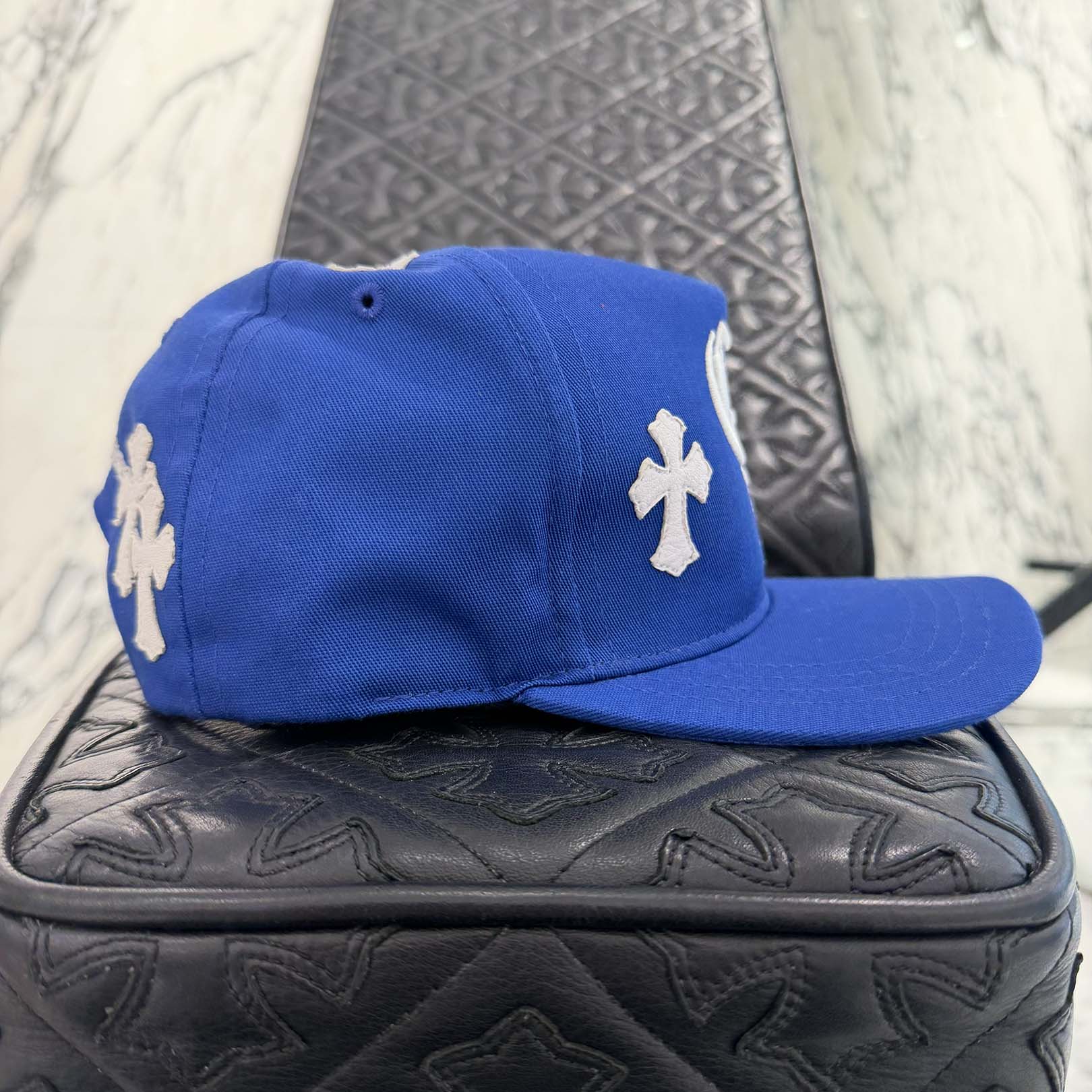 CHROME HEARTS Cemetery Cross Patch Trucker Cap Size ONE SIZE (53-60) クロムハーツ セメタリークロス トラッカーキャップ ONE SIZE (53-60)