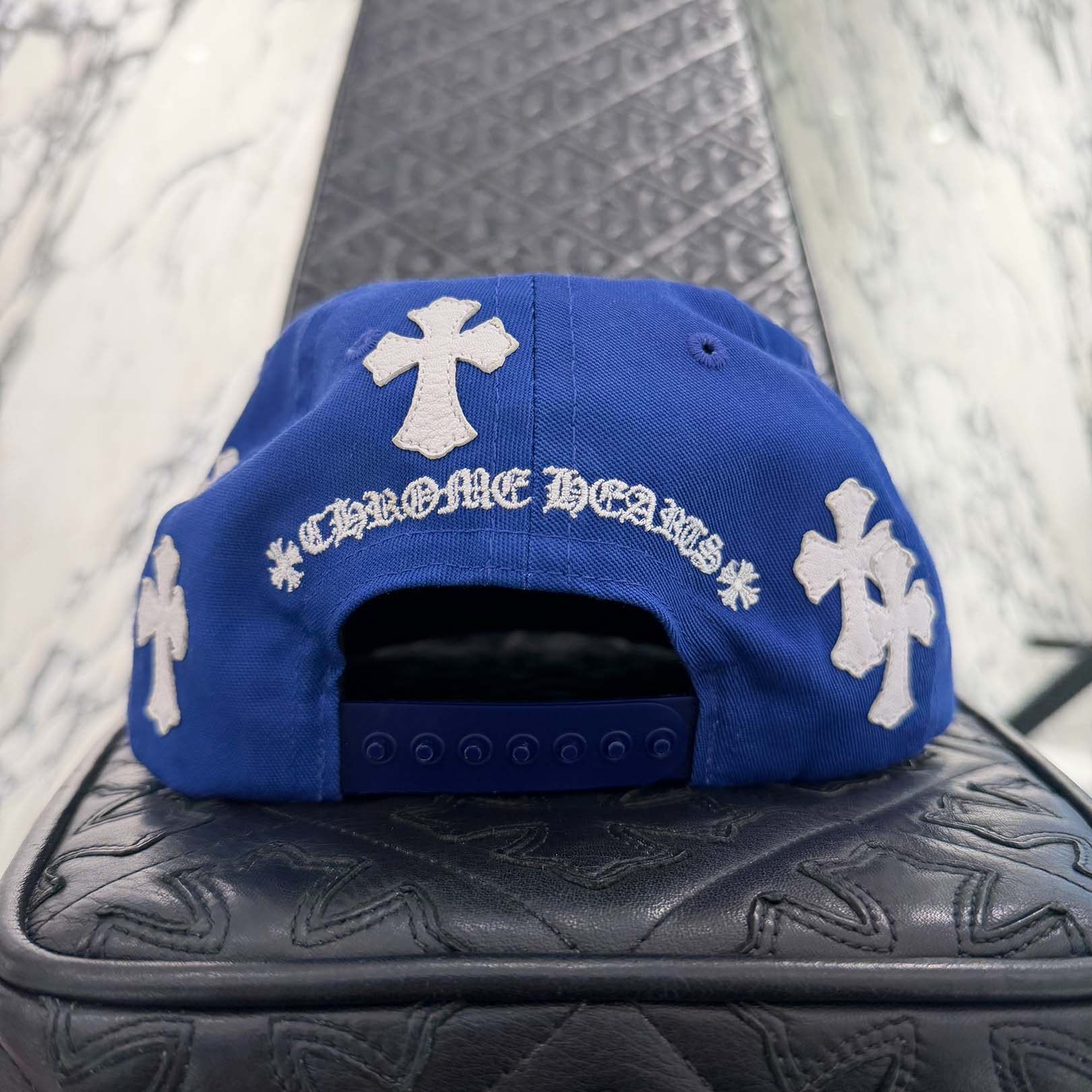 CHROME HEARTS Cemetery Cross Patch Trucker Cap Size ONE SIZE (53-60) クロムハーツ セメタリークロス トラッカーキャップ ONE SIZE (53-60)