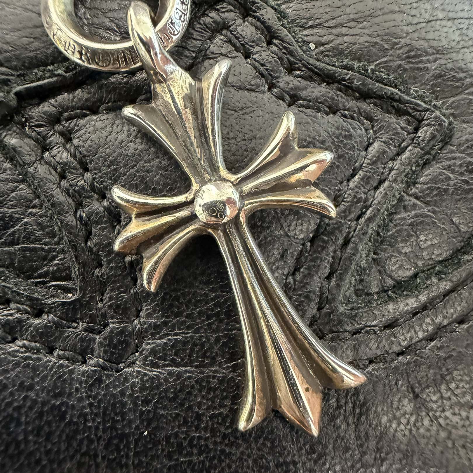 CHROME HEARTS Tiny Cross Charm Pendant Top クロムハーツ タイニークロス チャーム ペンダントトップ