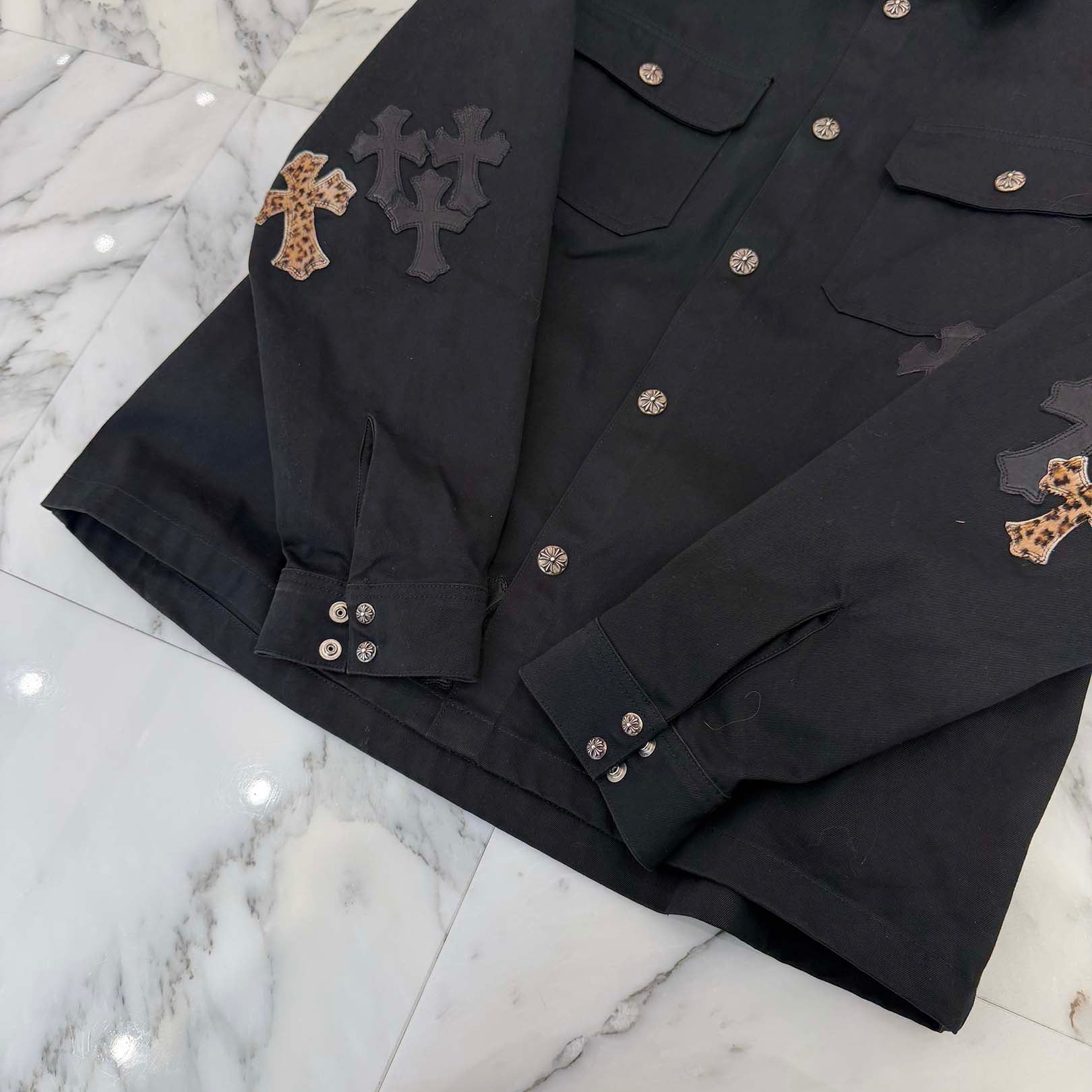 CHROME HEARTS Y NOT WORK DOG Leopard Harako Leather Cross Patch Shirt Jacket Size XL クロムハーツ ワイノット ワークドッグ レオパード ハラコ レザークロスパッチ シャツジャケット サイズXL