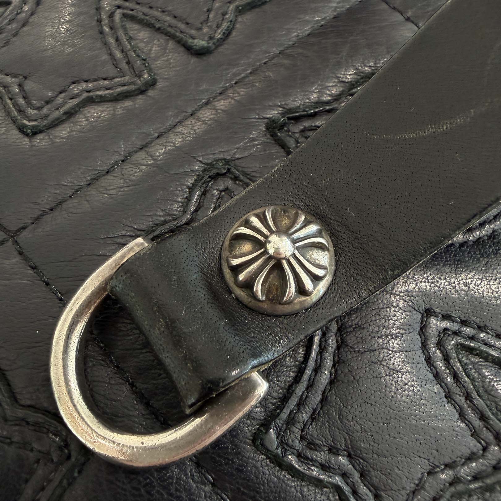 CHROME HEARTS Cross Ball Button Leather Belt Loop クロムハーツ クロスボールボタン レザー ベルトループ