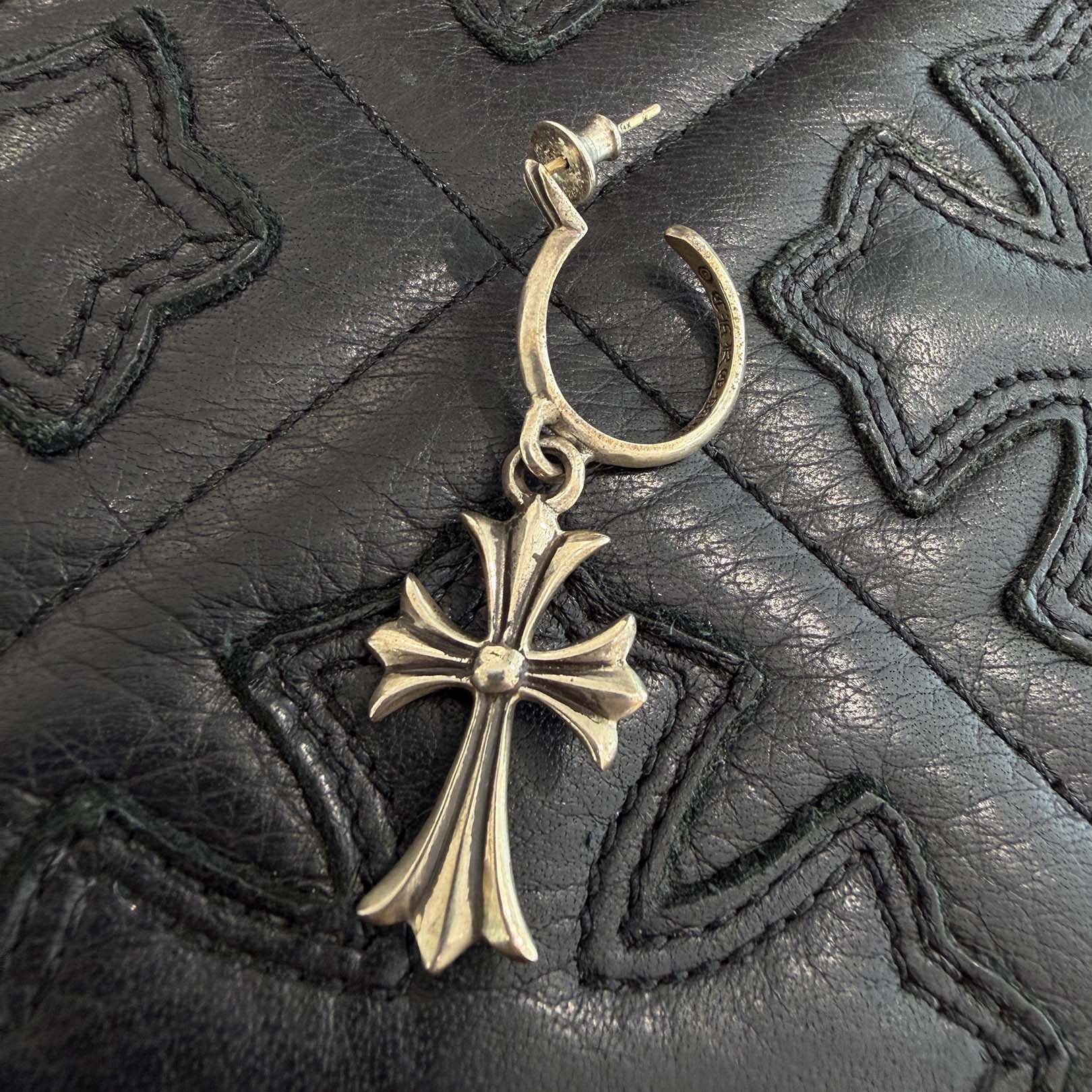 CHROME HEARTS TINY CH Cross Hoop Earrings クロムハーツ タイニー CH