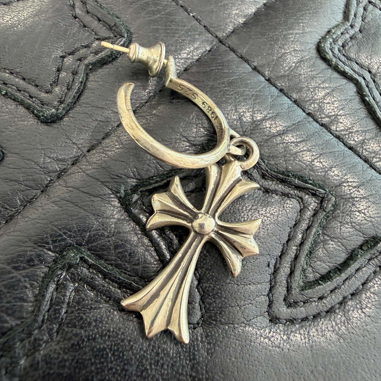 CHROME HEARTS TINY CH Cross Hoop Earrings クロムハーツ タイニー CH