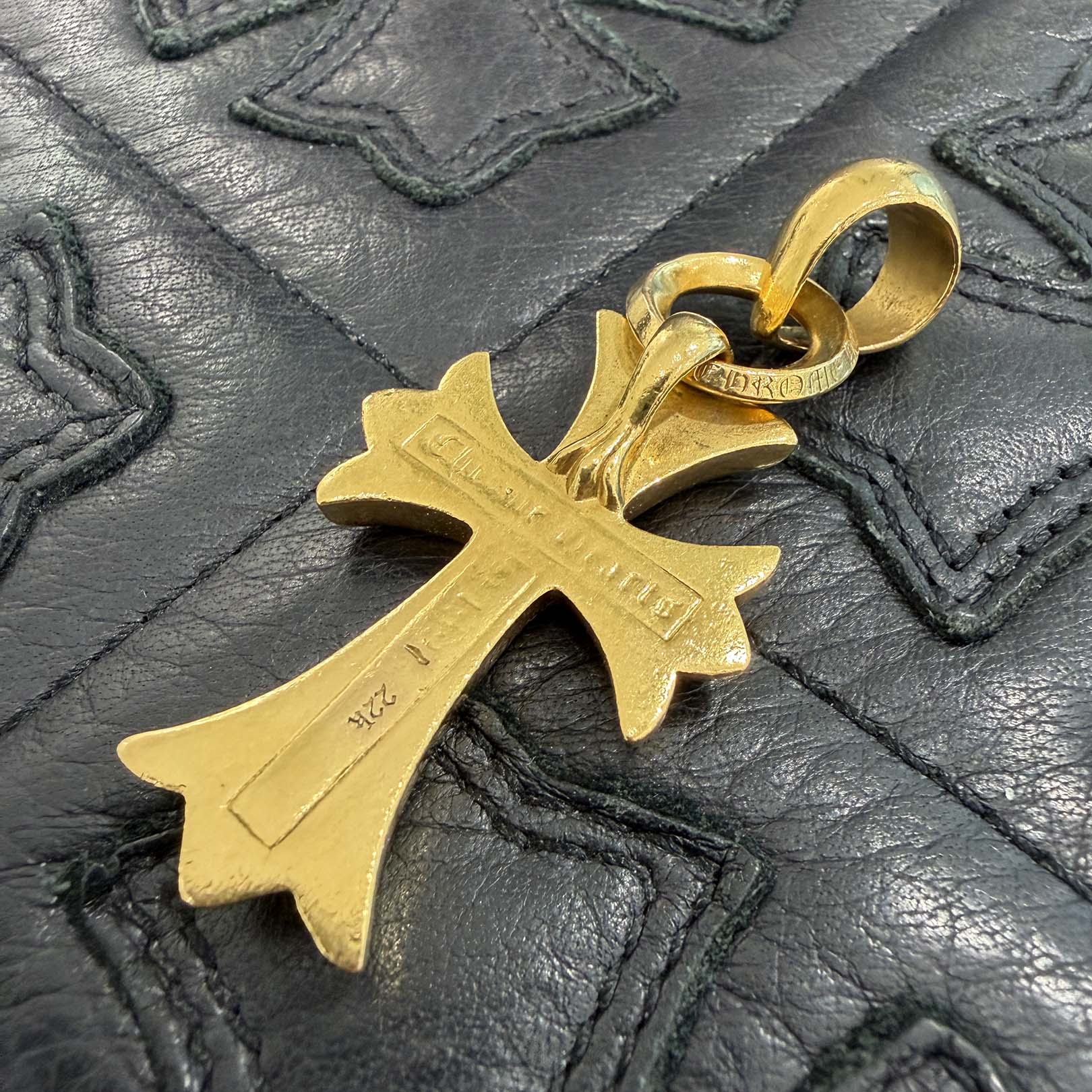 CHROME HEARTS 22K Small CH Cross Pave Diamond With Bail Pendent Top クロムハーツ 22K スモール CHクロス パヴェダイヤモンド ウィズ ベイル ペンダントトップ