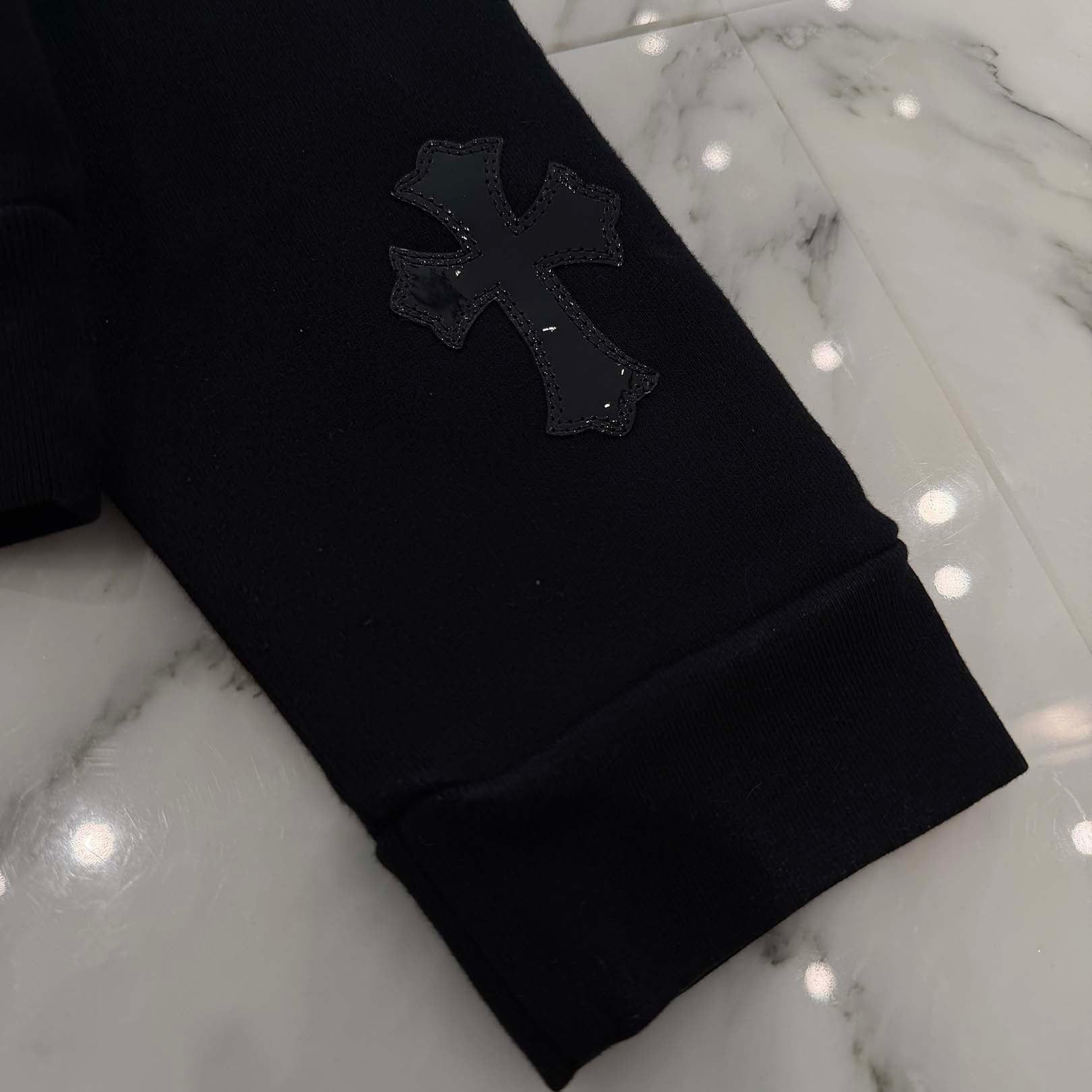 CHROME HEARTS Y NOT Multi Leather Cross Patch Half Zip Sweatshirt Size S クロムハーツ ワイノット マルチレザークロスパッチ ハーフジップ スウェットシャツ サイズS