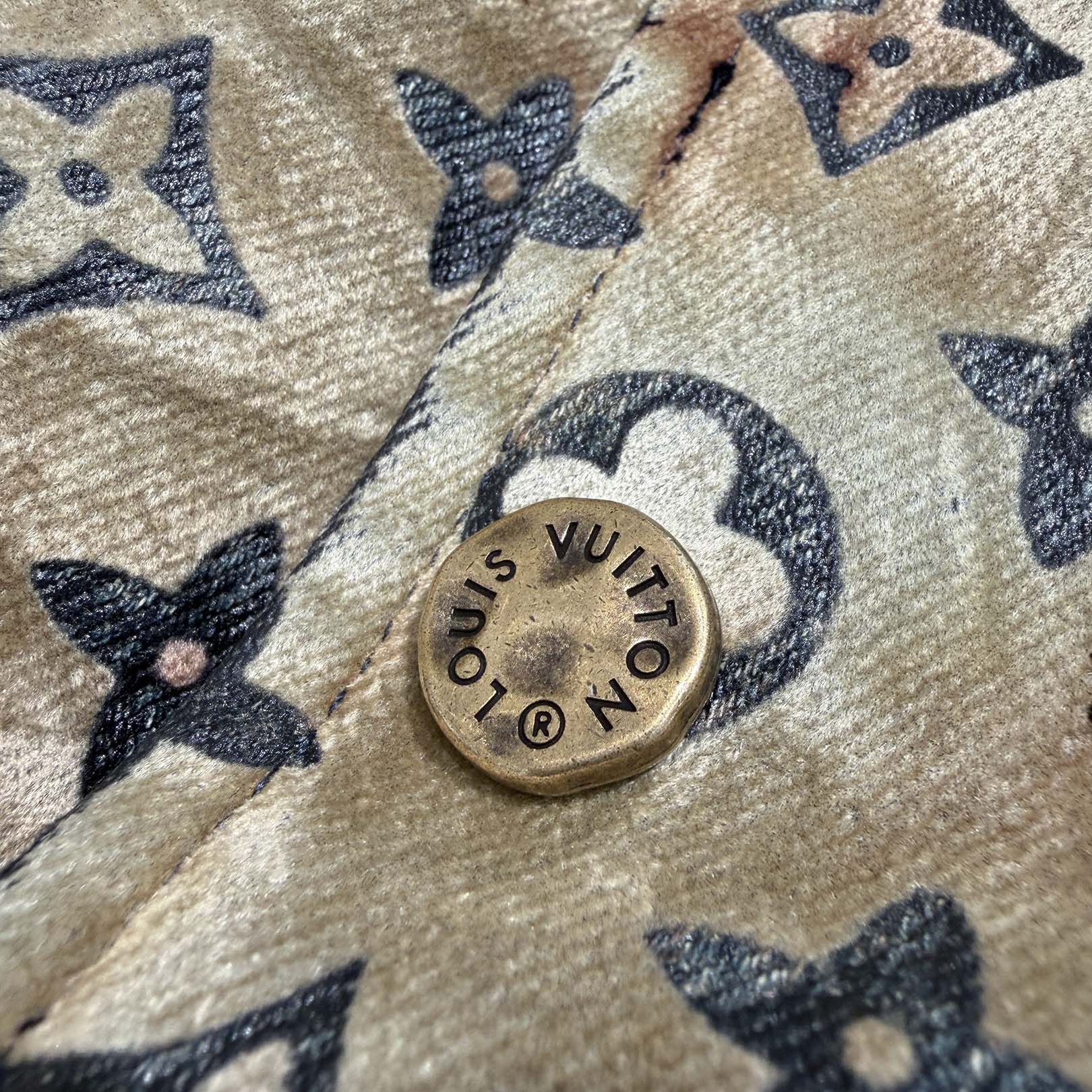 LOUIS VUITTON 2024SS Monogram Bleached Velour Denim Jacket HQA02W Size 46 ルイヴィトン モノグラム ブリーチ ベロア デニム ジャケット サイズ46