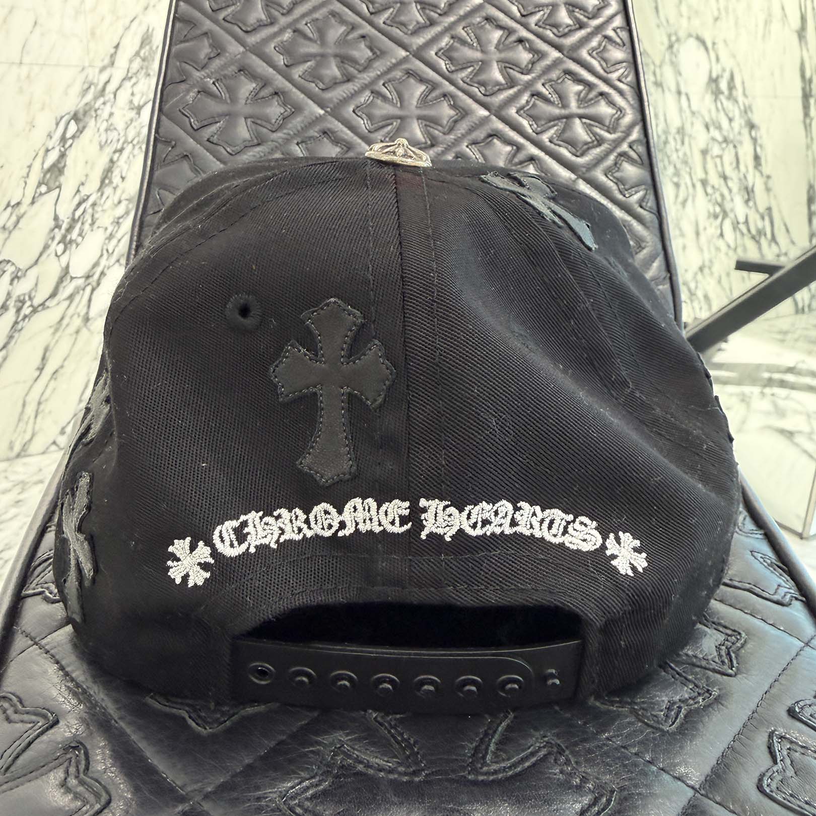 CHROME HEARTS Cemetery Cross Patch Trucker Cap Size ONE SIZE (53-60) クロムハーツ セメタリークロス トラッカーキャップ ONE SIZE (53-60)