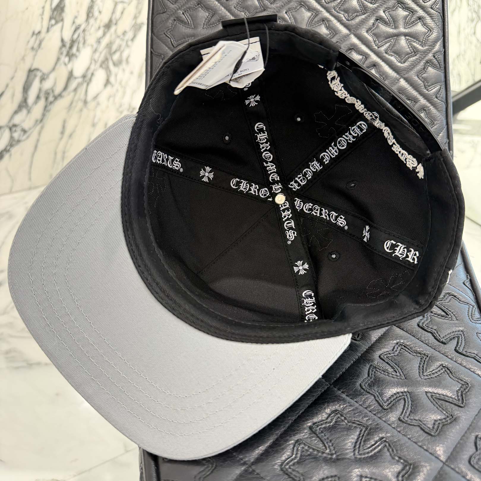 CHROME HEARTS Cemetery Cross Patch Trucker Cap Size ONE SIZE (53-60) クロムハーツ セメタリークロス トラッカーキャップ ONE SIZE (53-60)