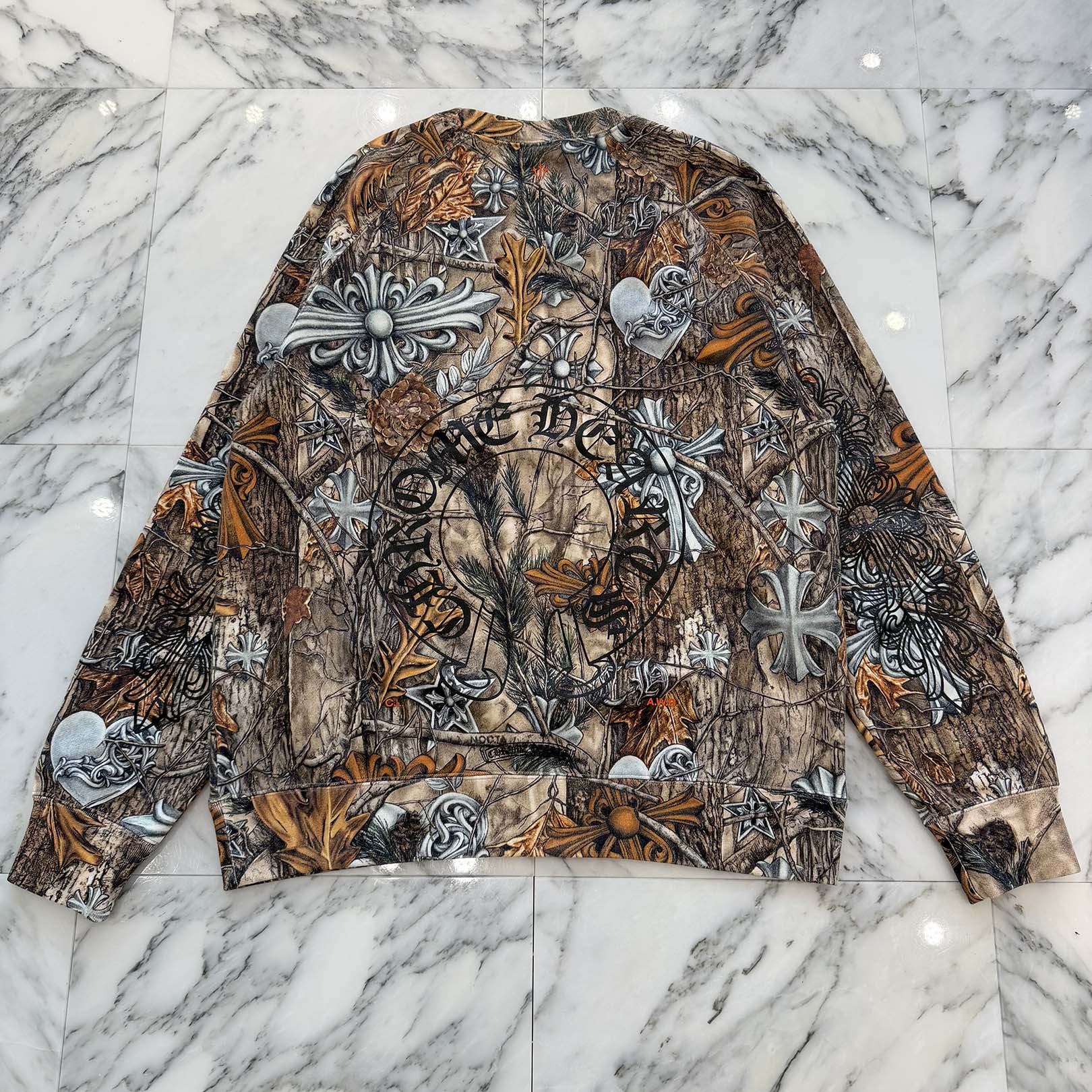 CHROME HEARTS × NIKE × Drake NOCTA 2026SS Camo Neck Logo Crewneck Sweatshirt Size L クロムハーツ×ナイキ×ドレイク ノクタ カモネックロゴクルーネックスウェットシャツ サイズL
