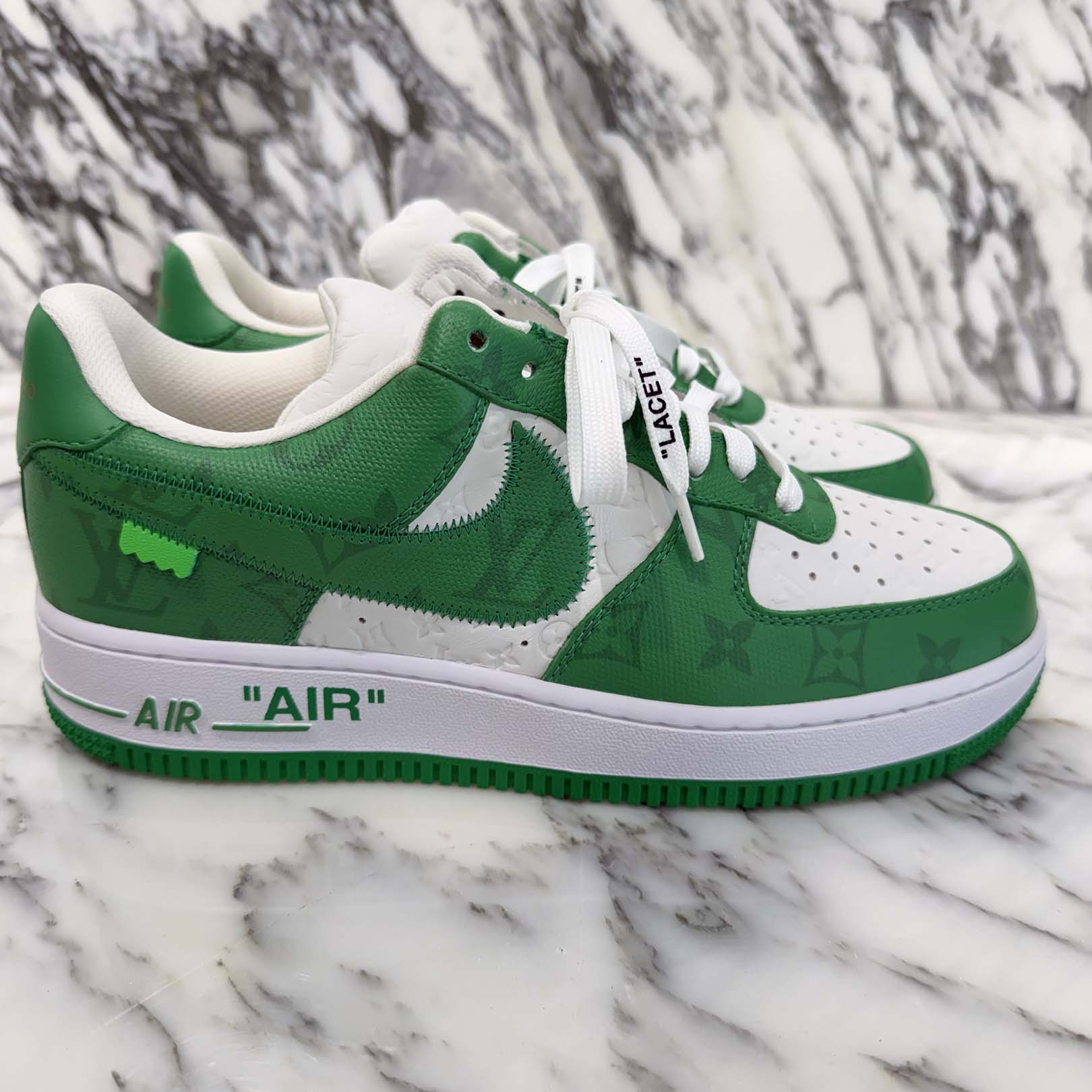 LOUIS VUITTON × NIKE 2022SS Air Force 1 Low Sneaker by Virgil Abloh 1A9V9U Size US7 1/2 (25.5cm) ルイヴィトン × ナイキ エア フォース 1 ロー スニーカー ヴァージル・アブロー モデル US7 1/2 (25.5cm)