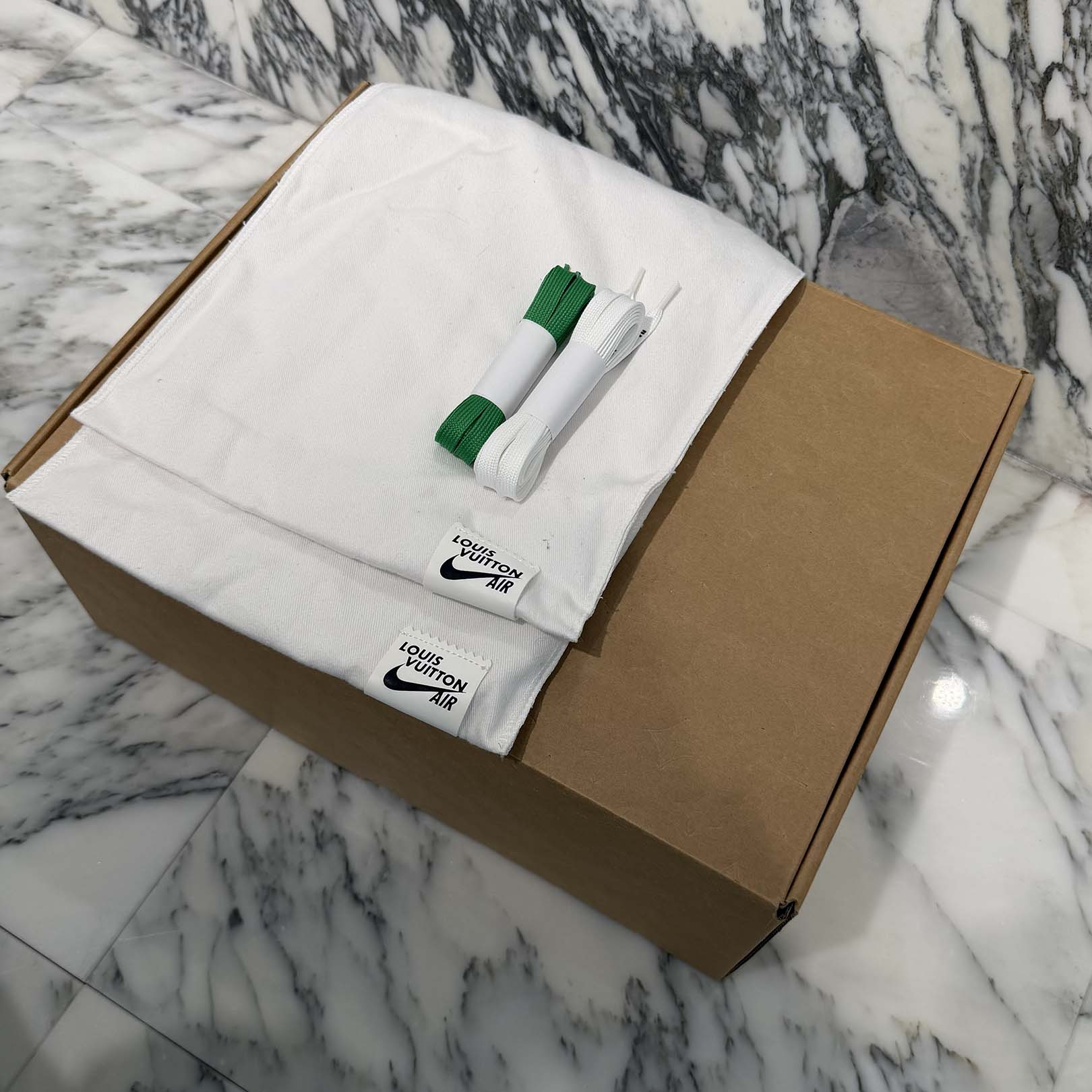 LOUIS VUITTON × NIKE 2022SS Air Force 1 Low Sneaker by Virgil Abloh 1A9V9U Size US7 1/2 (25.5cm) ルイヴィトン × ナイキ エア フォース 1 ロー スニーカー ヴァージル・アブロー モデル US7 1/2 (25.5cm)