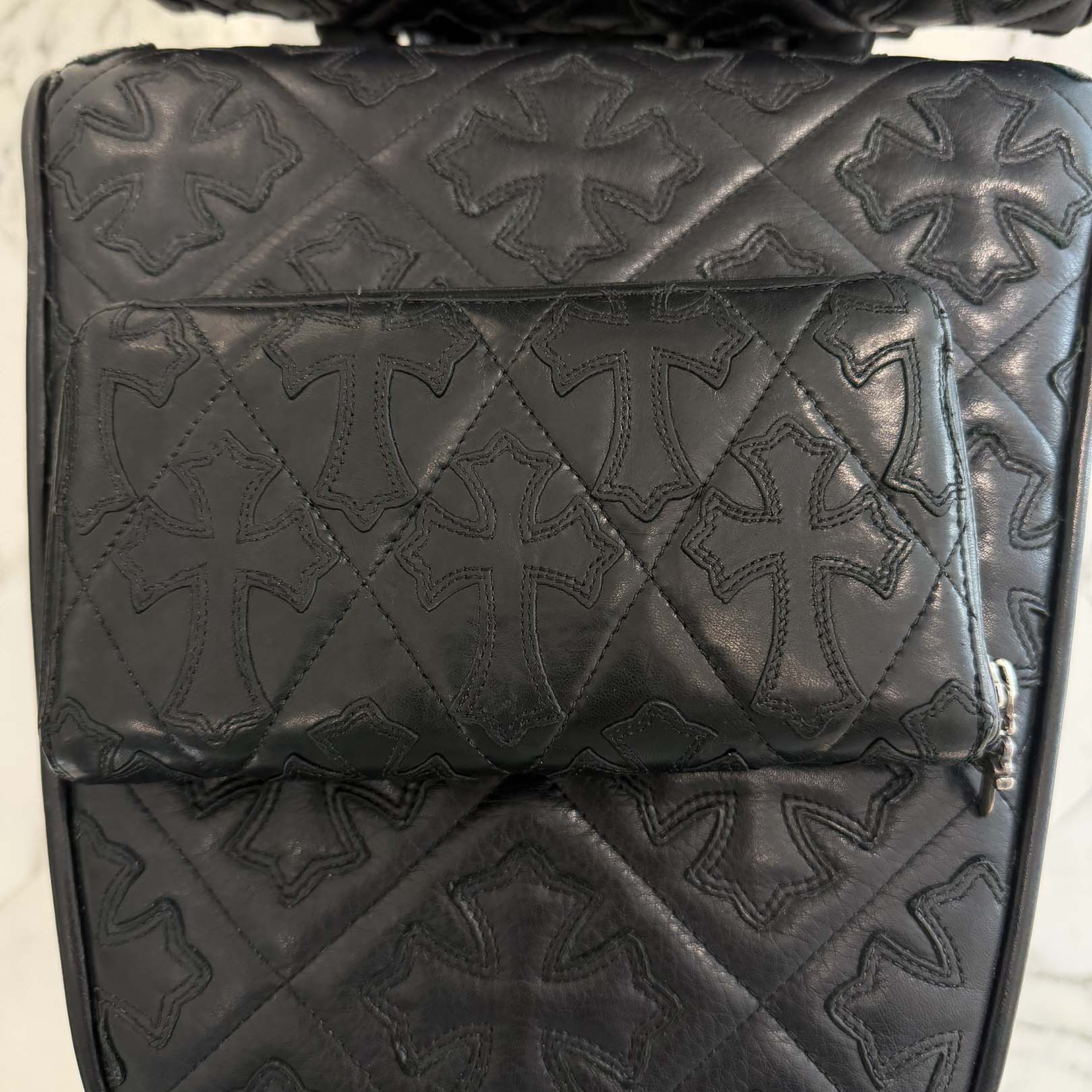CHROME HEARTS Cemetery Cross Leather Patch Quilting Leather Wallet クロムハーツ セメタリークロス レザーパッチ キルティングレザー ウォレット