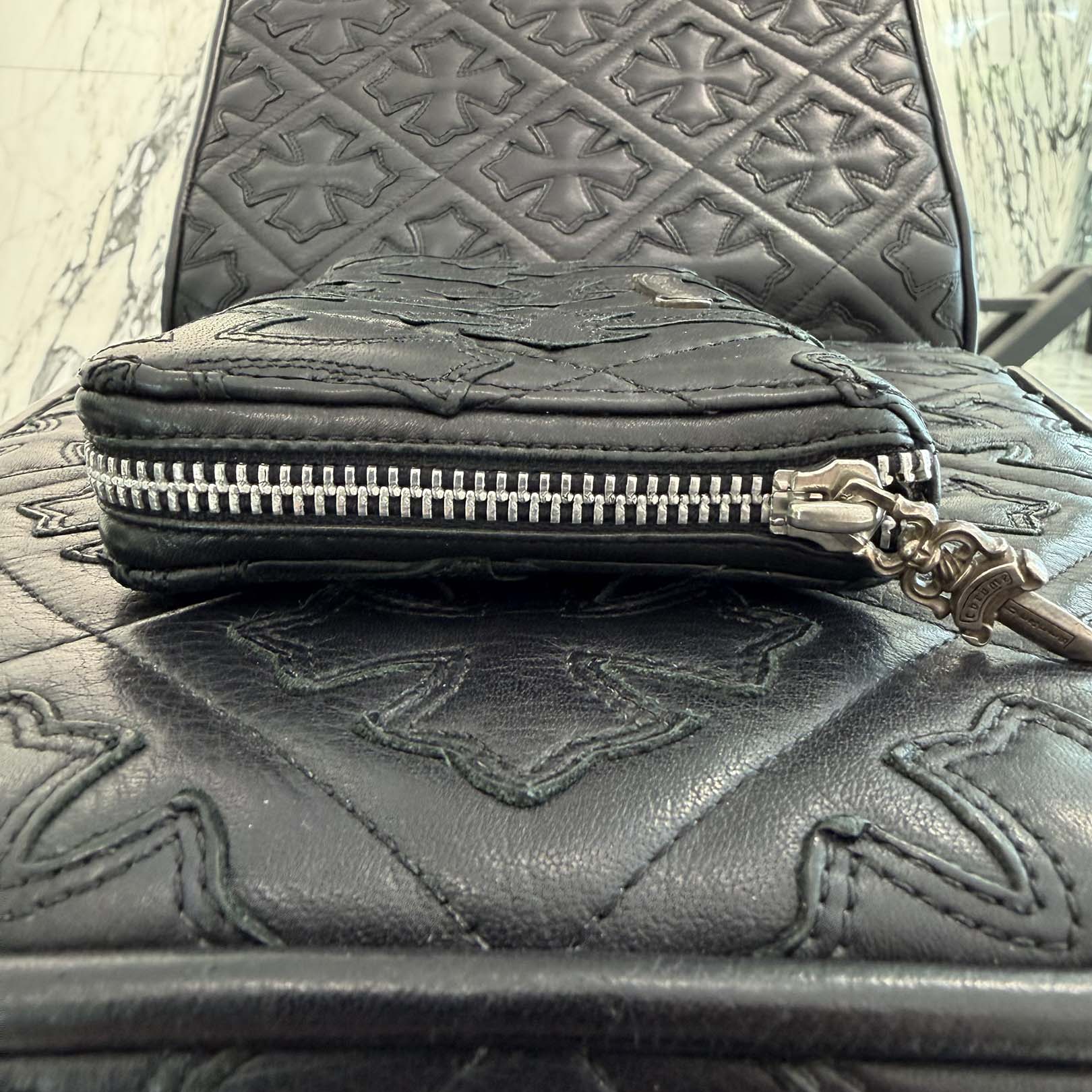 CHROME HEARTS Cemetery Cross Leather Patch Quilting Leather Wallet クロムハーツ セメタリークロス レザーパッチ キルティングレザー ウォレット