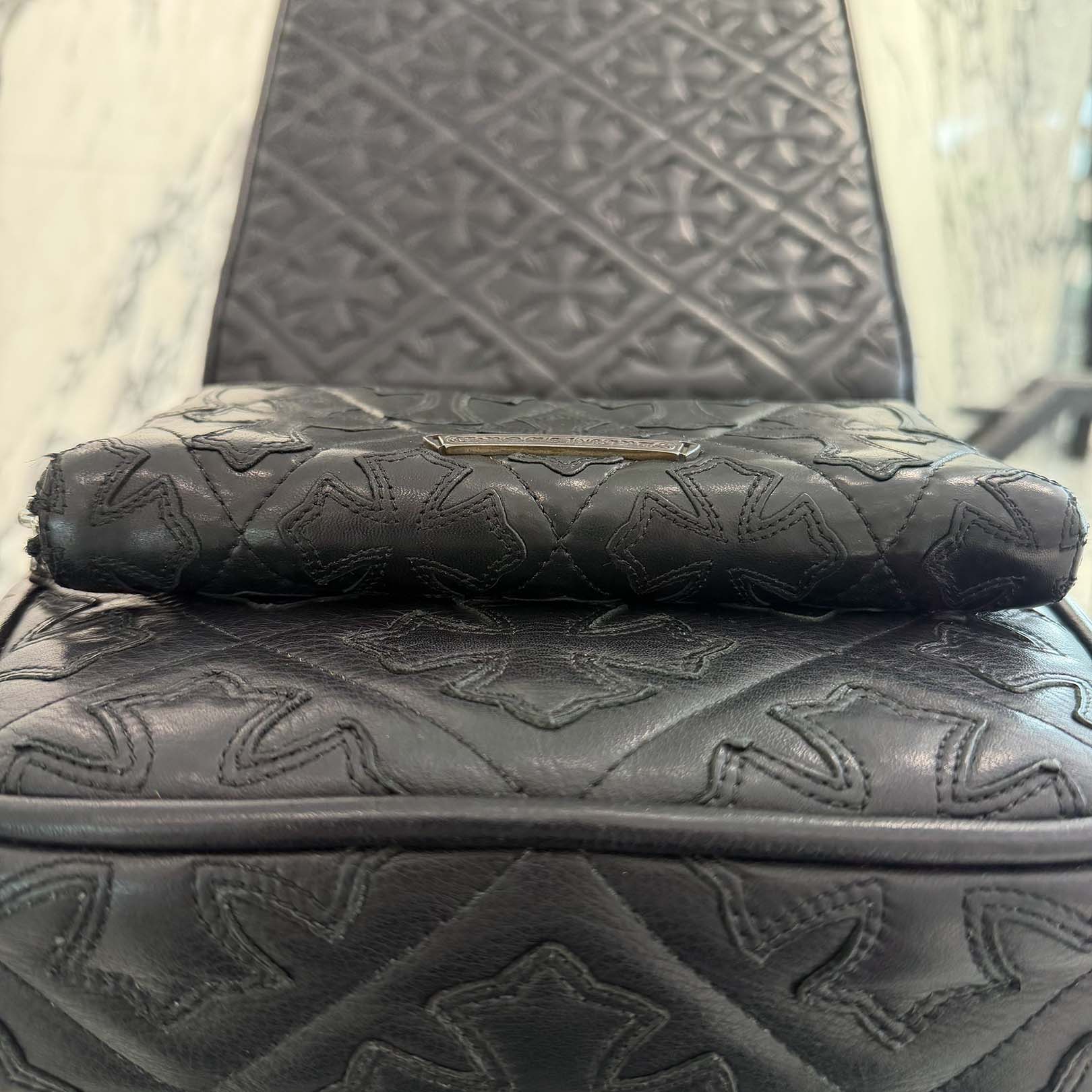 CHROME HEARTS Cemetery Cross Leather Patch Quilting Leather Wallet クロムハーツ セメタリークロス レザーパッチ キルティングレザー ウォレット