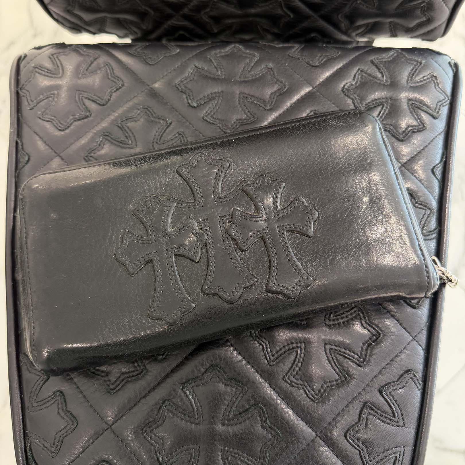 クロムハーツ、3セメタリージップウォレットChrome Hearts CHROME HEARTS 3 Cemetery Leather Cross Patch REC F Zip Wallet