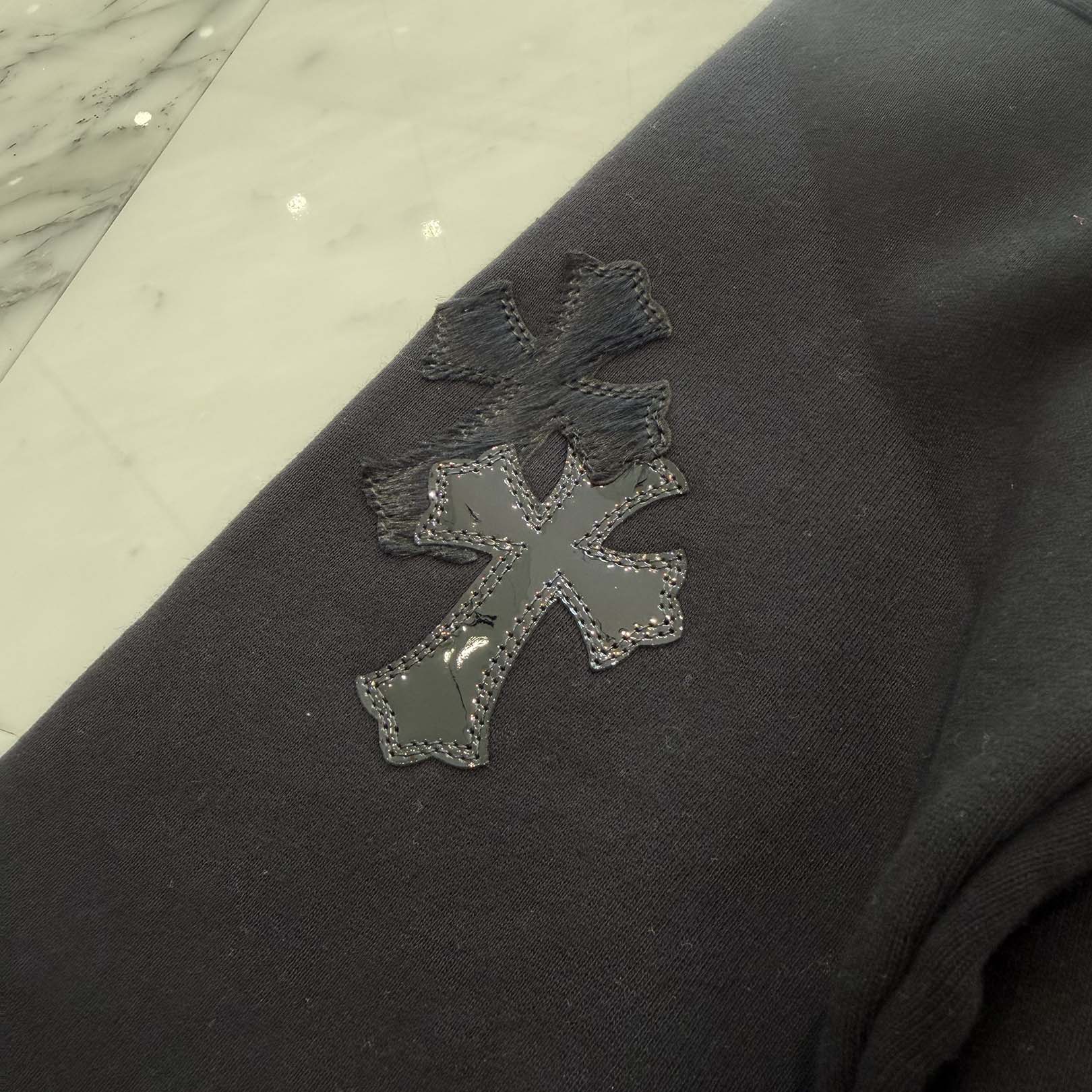 CHROME HEARTS Y NOT Multi Leather Cross Patch Sweatshirt Size M クロムハーツ ワイノット マルチレザークロスパッチ スウェットシャツ サイズM