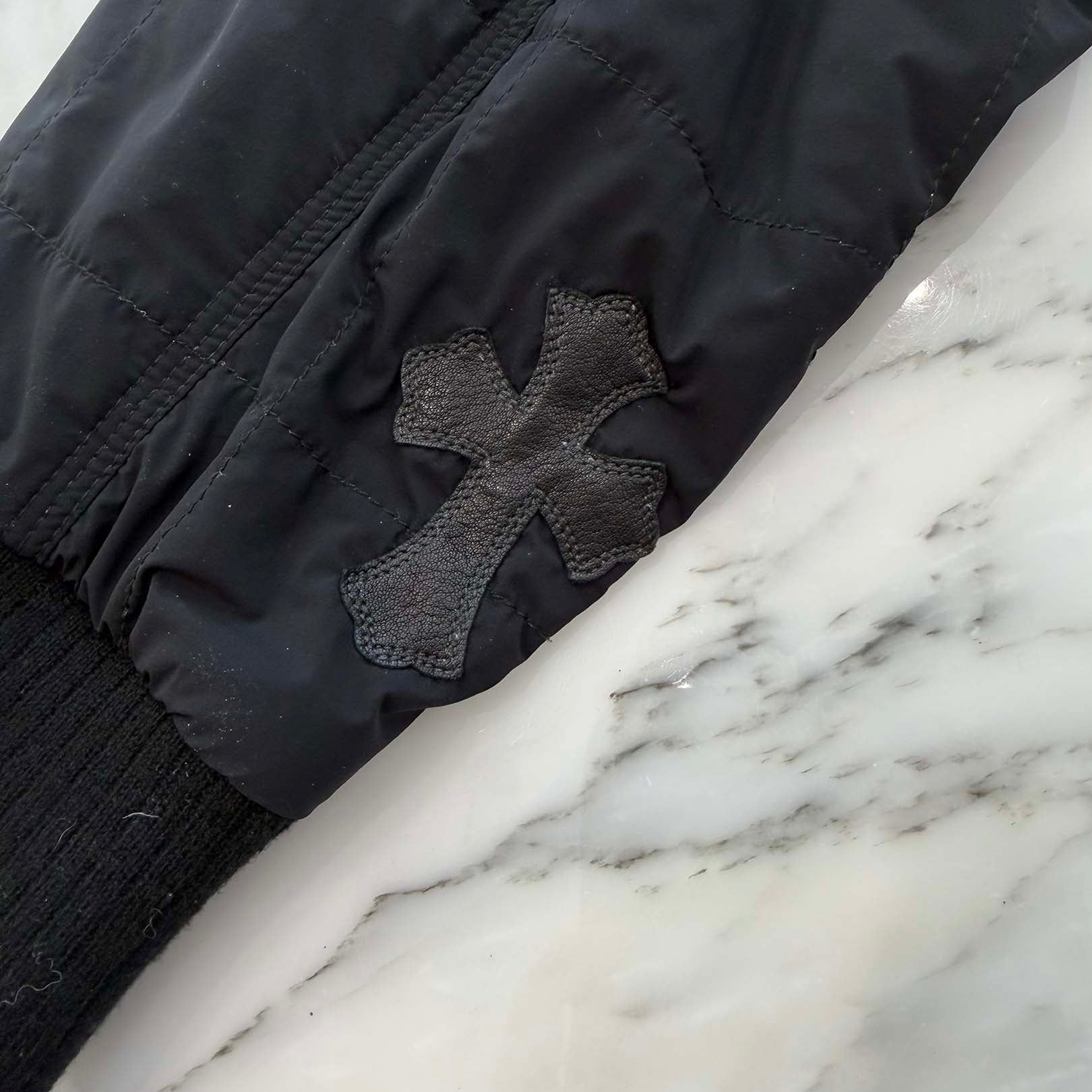 CHROME HEARTS Y NOT DAMAGED GOODS Leather Cross Patch Quilted Nylon Jacket Size XL クロムハーツ ワイノット ダメージド グッズ レザークロスパッチ キルティングナイロンジャケット サイズXL
