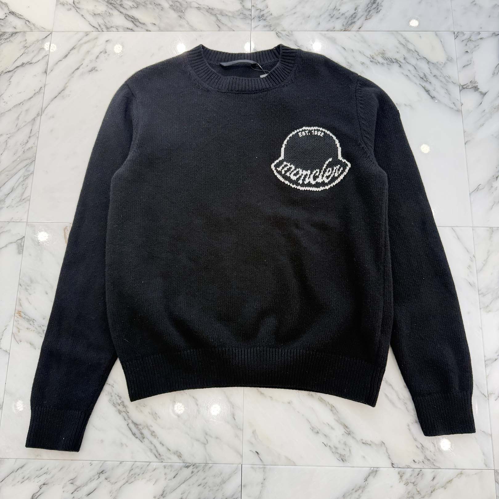 MONCLER 2025AW Logo Embroidered Wool Knit Sweater K20919C00004 M1242 Size M モンクレール ロゴ刺繍ウールニットセーター サイズM