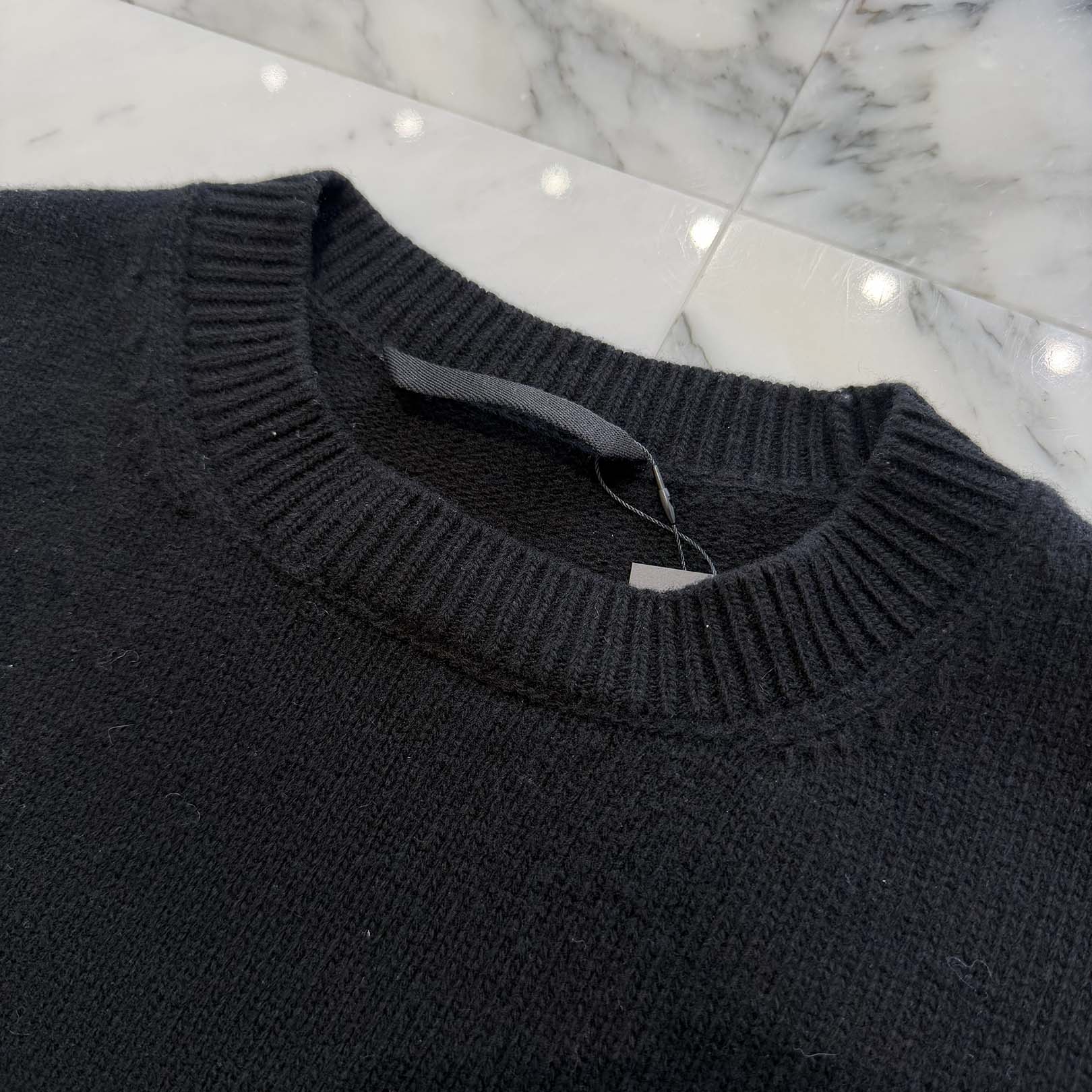 MONCLER 2025AW Logo Embroidered Wool Knit Sweater K20919C00004 M1242 Size M モンクレール ロゴ刺繍ウールニットセーター サイズM