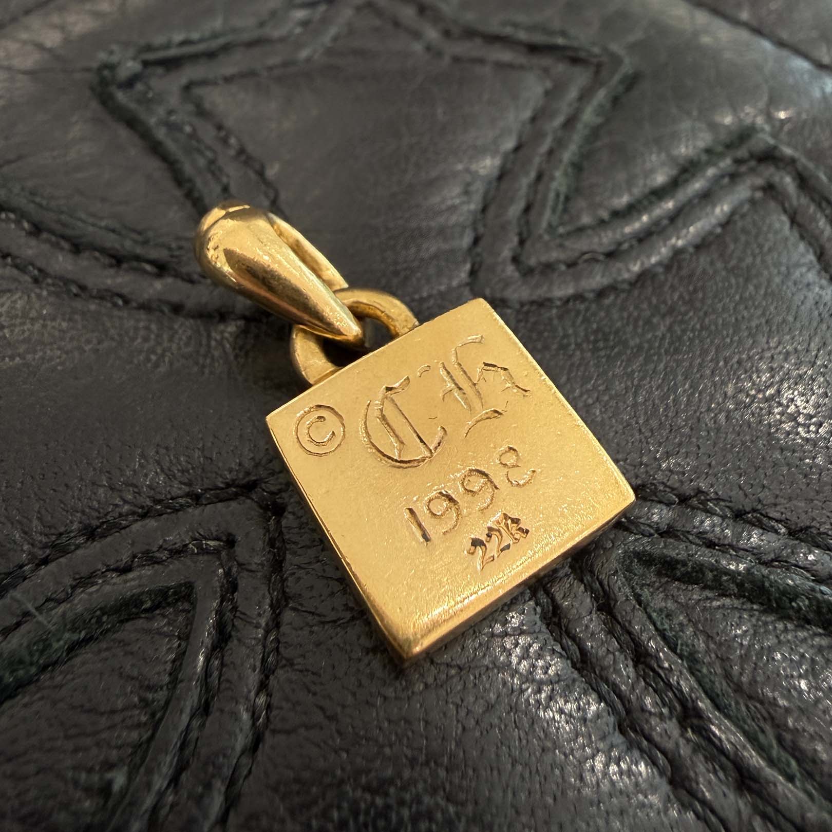 CHROME HEARTS 22K FRAMED CH PLUS Charm Pave Diamond クロムハーツ 22K フレームド CHプラス チャーム パヴェダイヤモンド