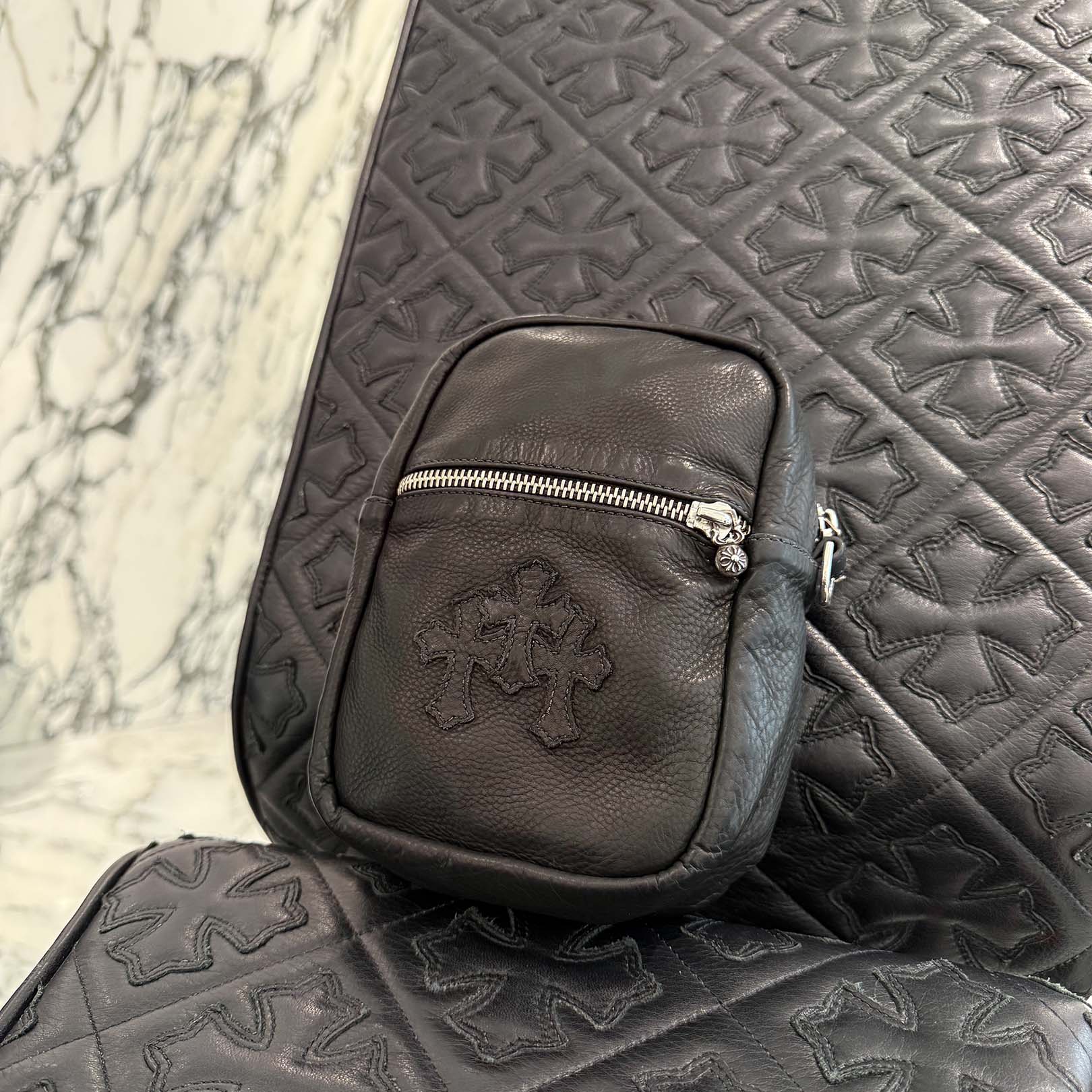CHROME HEARTS TAKAMINI 3 Cemetery Cross Patch Shoulder Bag クロムハーツ タカミニ 3セメタリークロスパッチ ショルダーバッグ