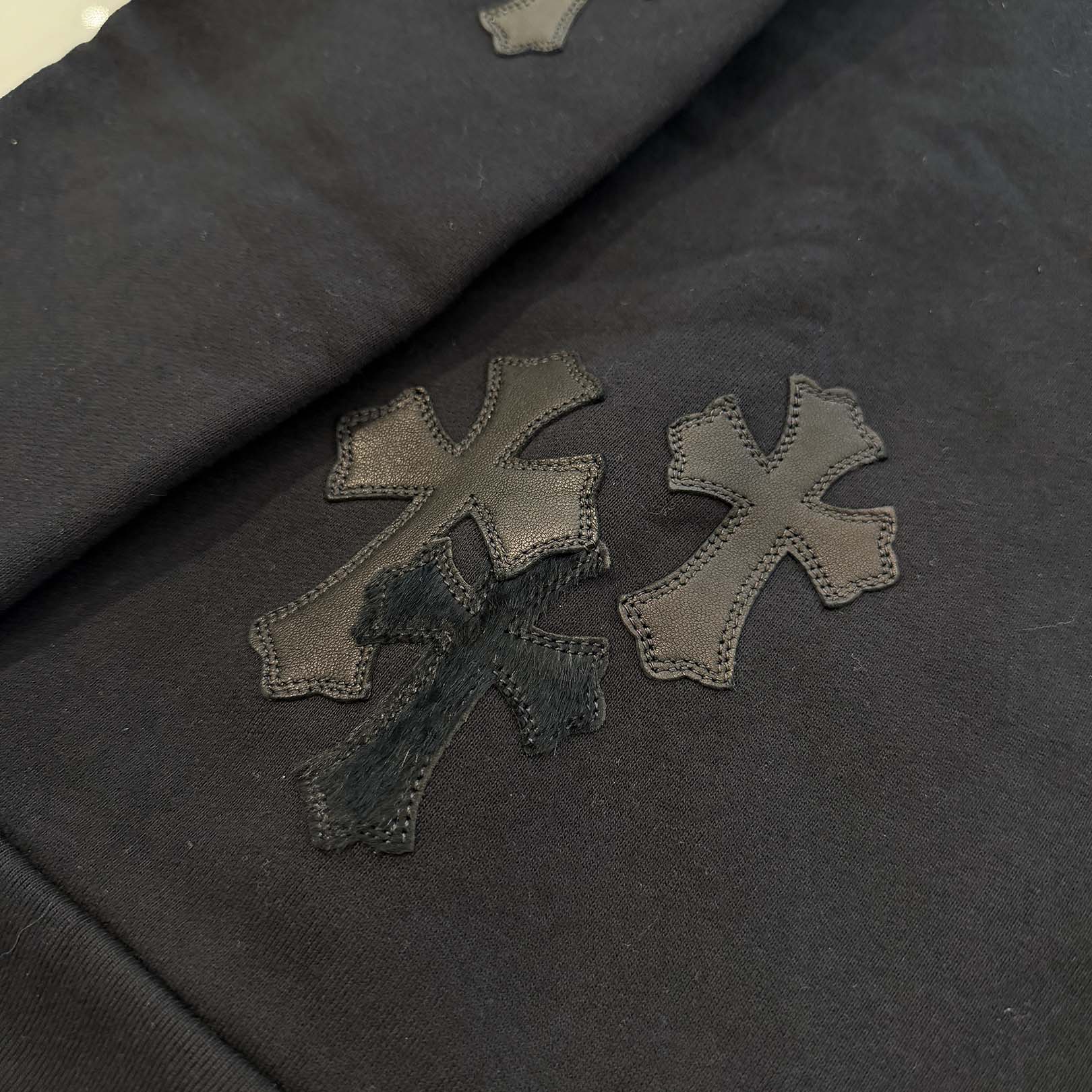 CHROME HEARTS Y NOT Multi Leather Cross Patch Sweatshirt Size S クロムハーツ ワイノット マルチレザークロスパッチ スウェットシャツ サイズS
