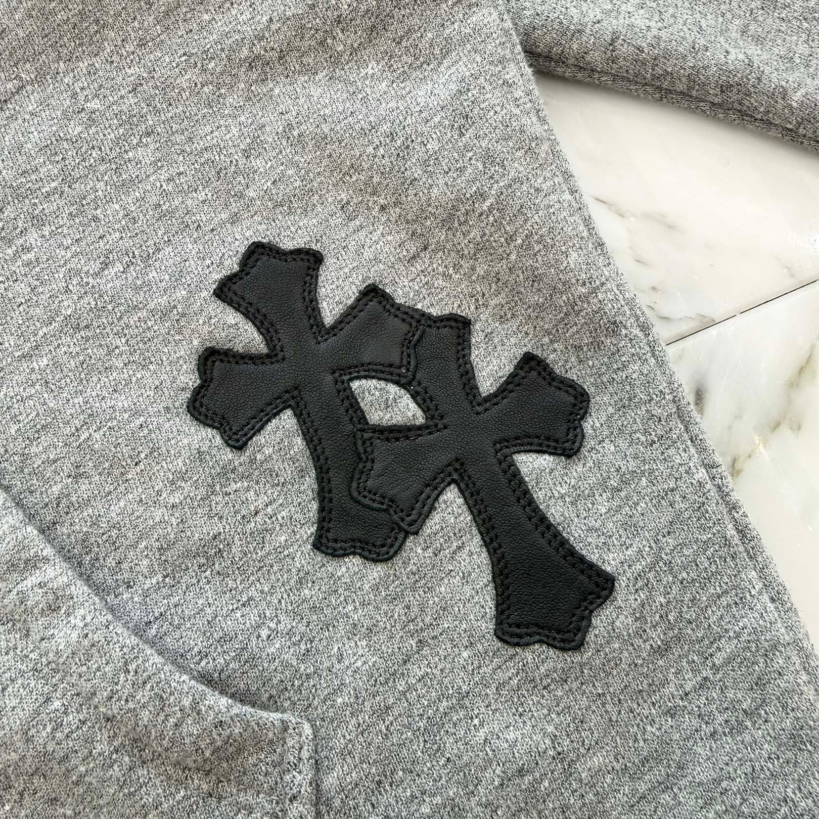 CHROME HEARTS Y NOT Cemetery Cross Leather Patch Pullover Hoodie Size M クロムハーツ ワイノット セメタリークロスレザーパッチ プルオーバーフーディ サイズM