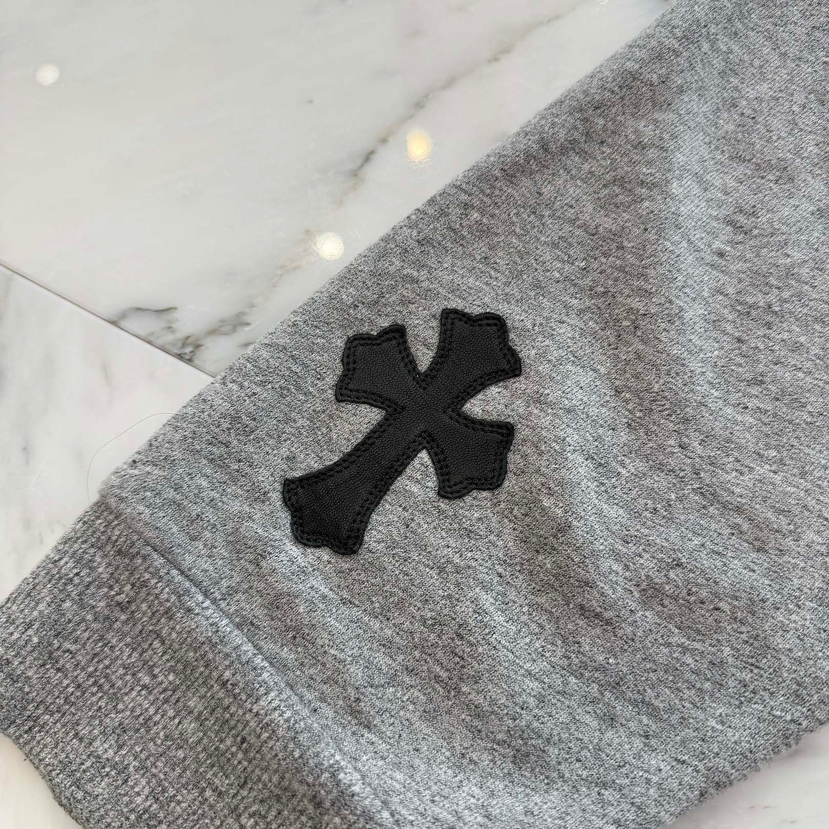 CHROME HEARTS Y NOT Cemetery Cross Leather Patch Pullover Hoodie Size M クロムハーツ ワイノット セメタリークロスレザーパッチ プルオーバーフーディ サイズM