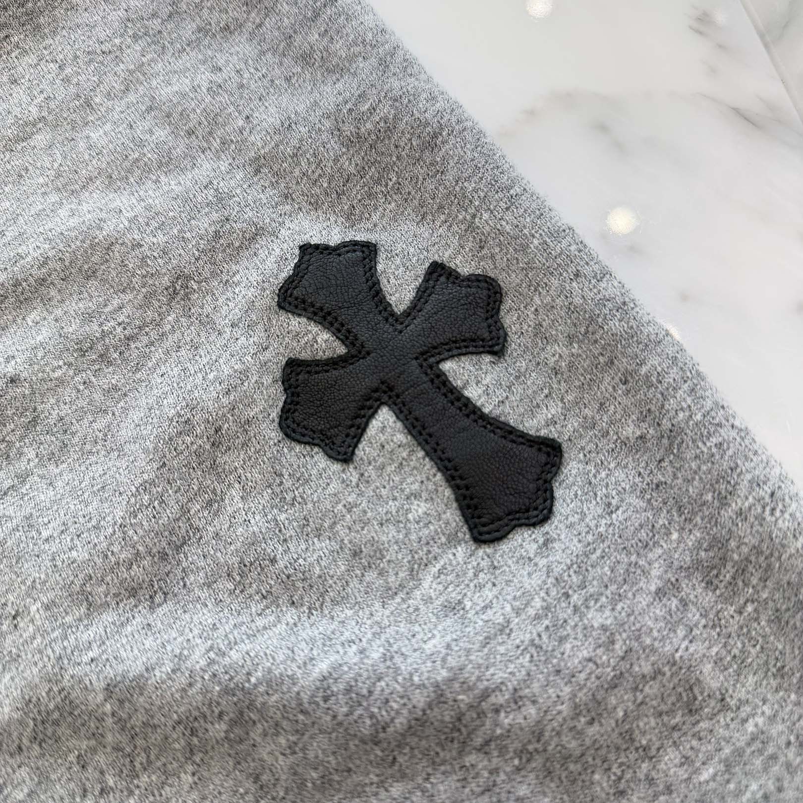 CHROME HEARTS Y NOT Cemetery Cross Leather Patch Pullover Hoodie Size M クロムハーツ ワイノット セメタリークロスレザーパッチ プルオーバーフーディ サイズM