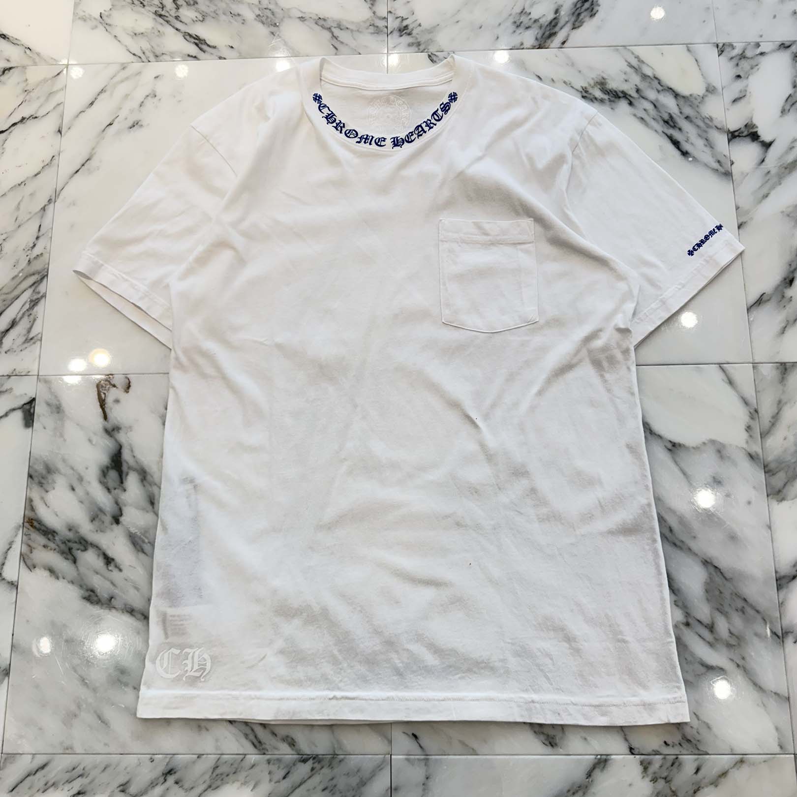 CHROME HEARTS 2025SS Old English Neck Logo Neon Blue Tee Size L クロムハーツ オールドイングリッシュ ネックロゴ ネオンブルー Tシャツ サイズL