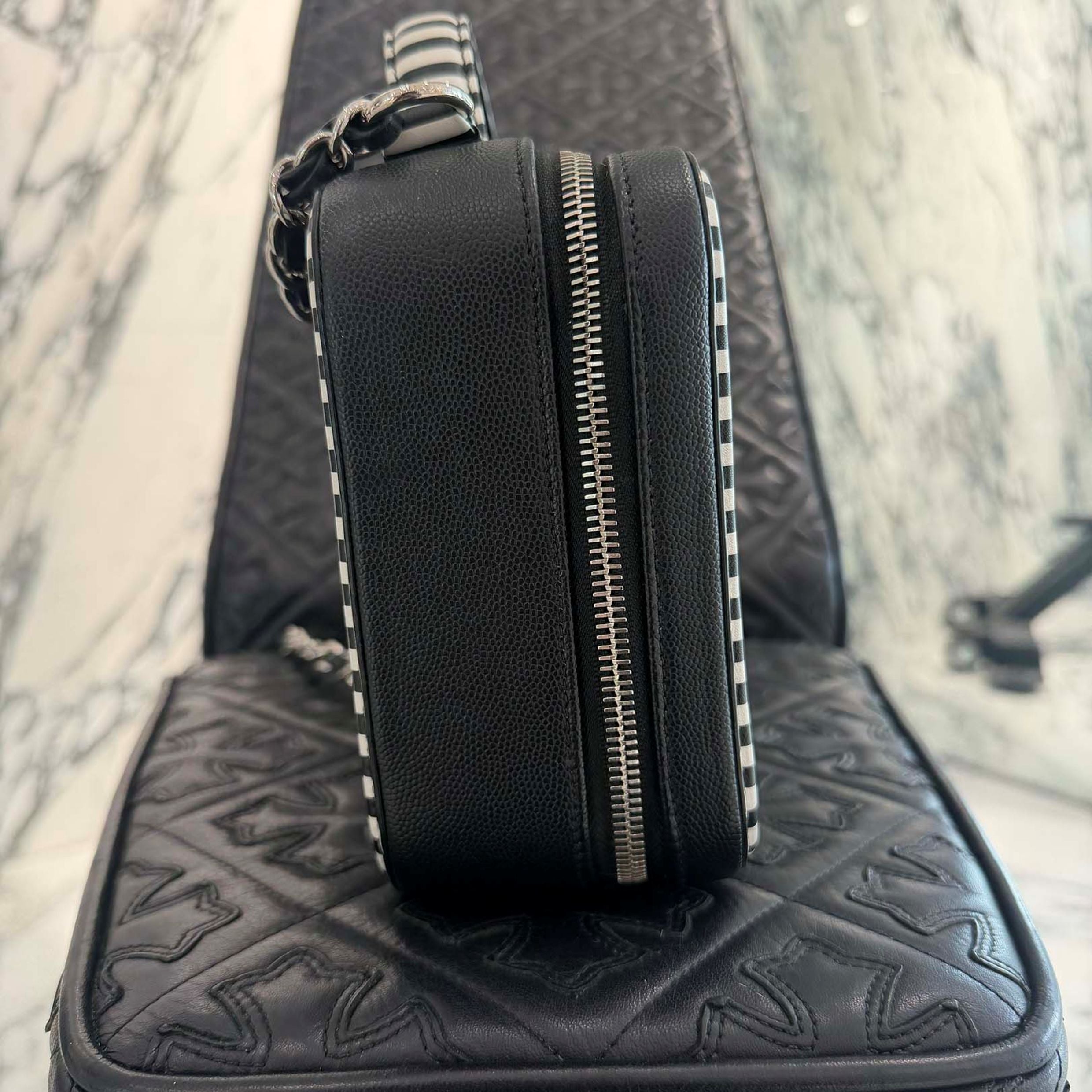 CHANEL CC Filigree Matelassé Chain Shoulder Vanity Bag A93342 シャネル CCフィリグリー マトラッセ チェーンショルダー バニティバッグ