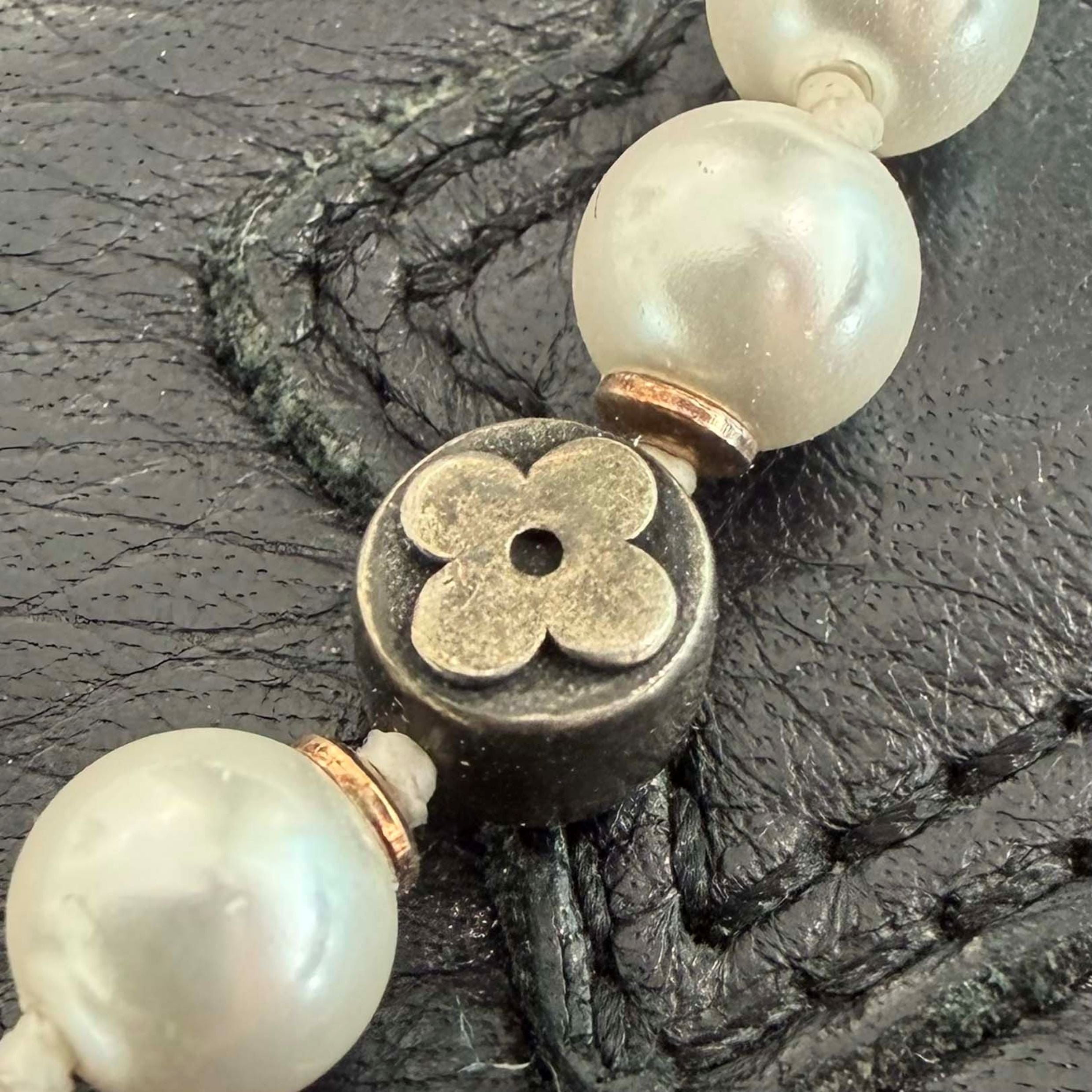 LOUIS VUITTON 2024AW Monogram Slim Pearl Necklace M02235 ルイヴィトン モノグラム スリム パールネックレス