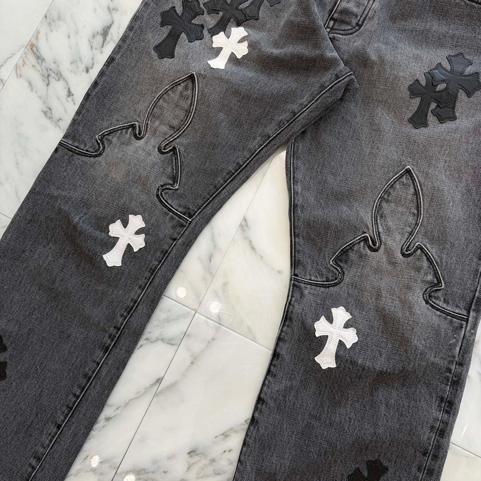 CHROME HEARTS Multi Leather Cross Patch Cross Ball Button Flare Knee Denim Pants Size 36 クロムハーツ マルチレザークロスパッチ クロスボールボタン フレアニー デニムパンツ サイズ36